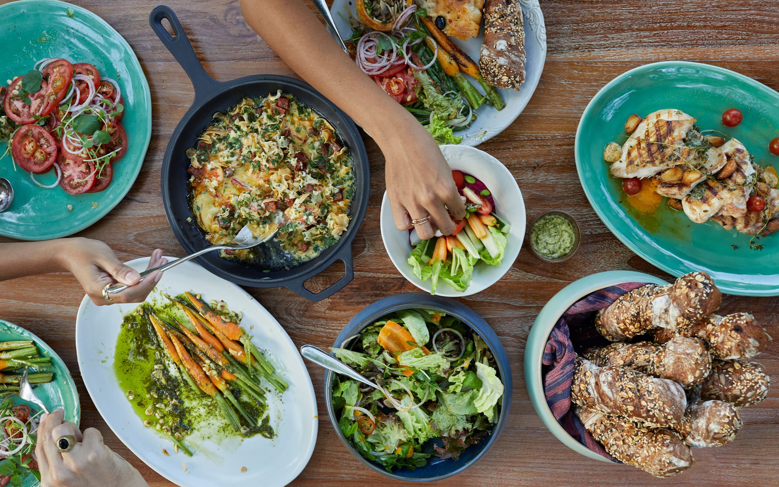 Indonesien Bali sanur andaz family style food scaled