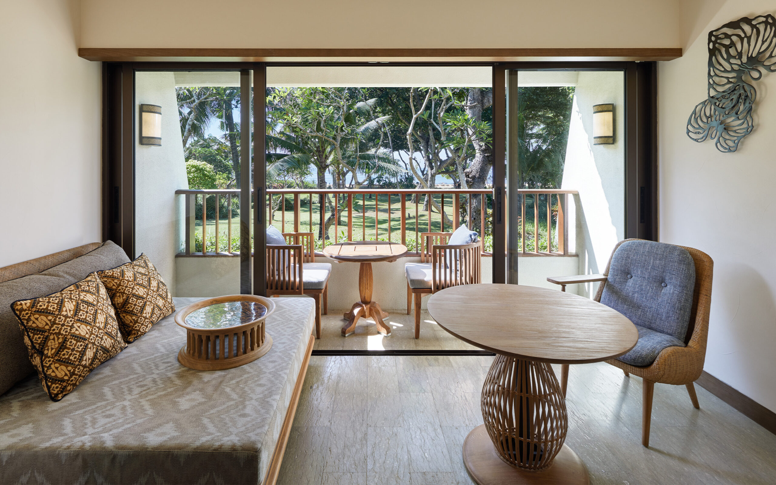 Indonesien Bali Sanur Hyatt Regency, Deluxe Room King, Balkon