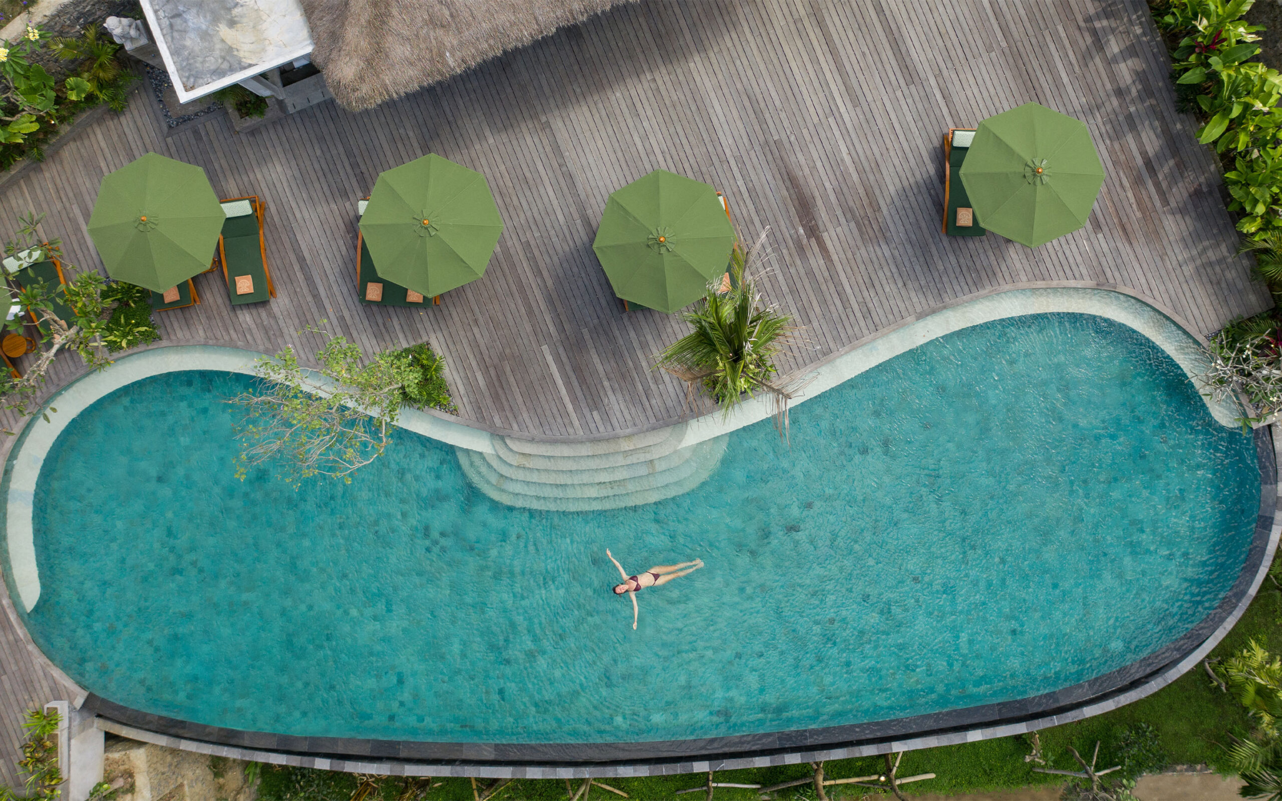 Indonesien Bali Ubud Adiwana Suweta, Pool View from the Air