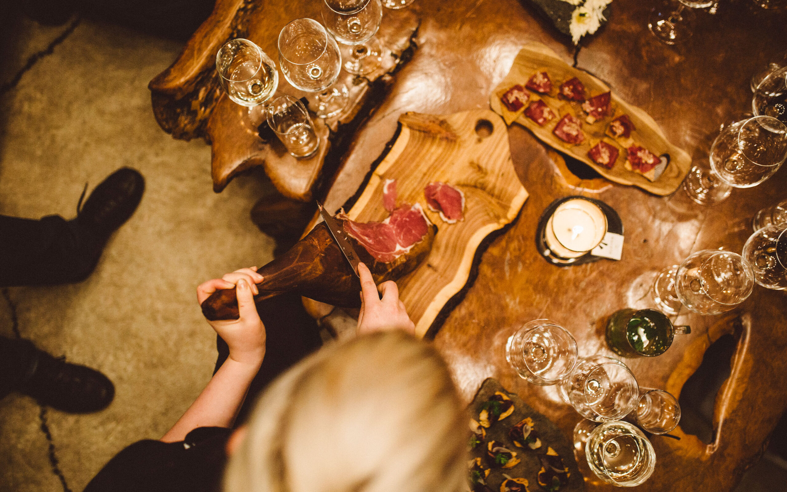 Island Deplar Farm Dining