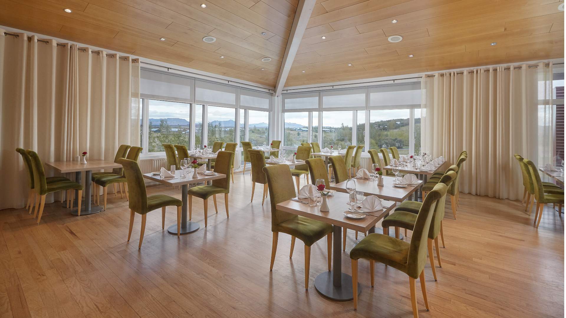 Island Sydisland icelandair fludir restaurant hotel