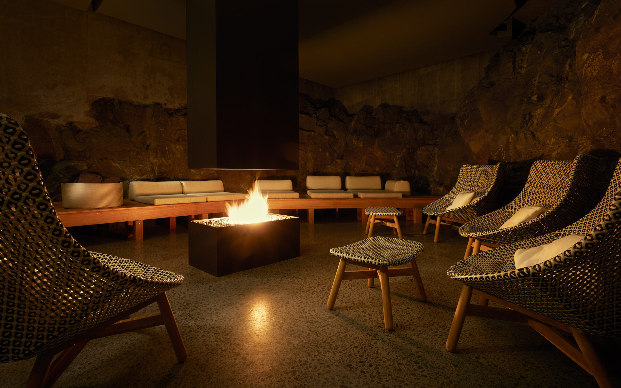Island The Retreat Spa Fire Room