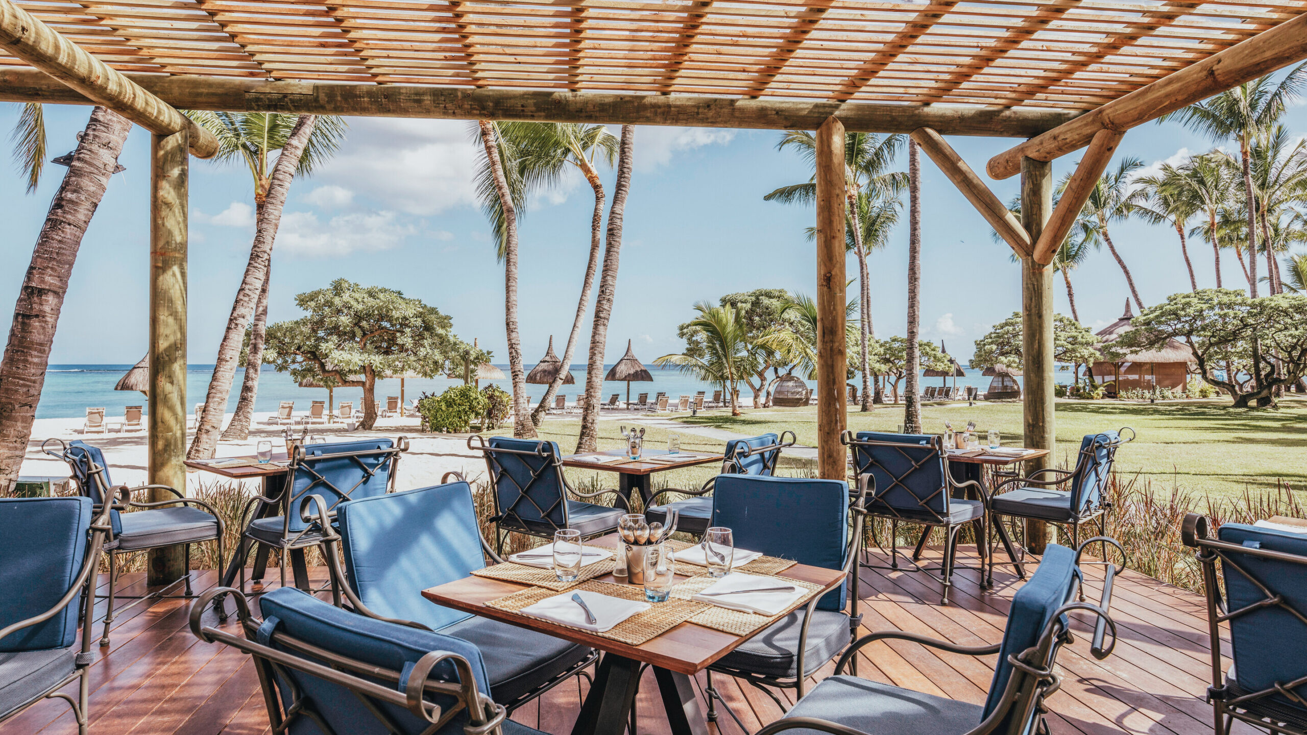 Mauritius La Pirogue Restaurants Coconut