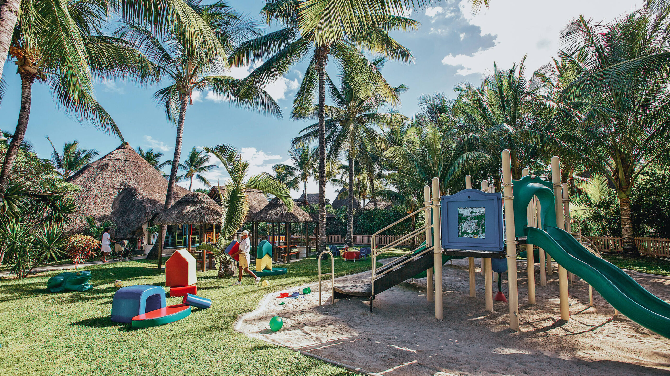 Mauritius La Pirogue Sun Kids Club