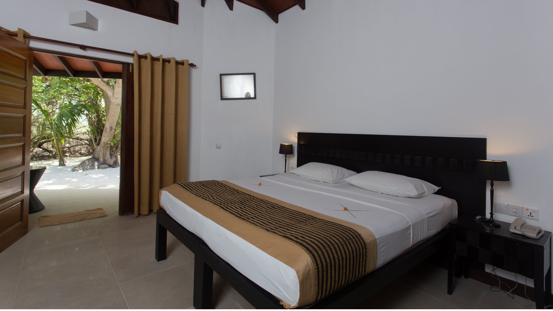Rejser til Maldiverne, Embudu Village, Superior Beach Bungalow