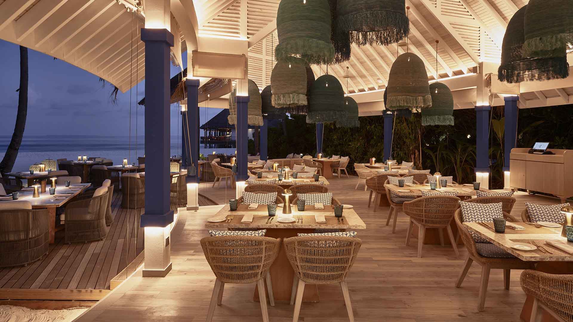 Rejser til Maldiverne, Finolhu Baa Atoll, Arabian Grill Restaurant