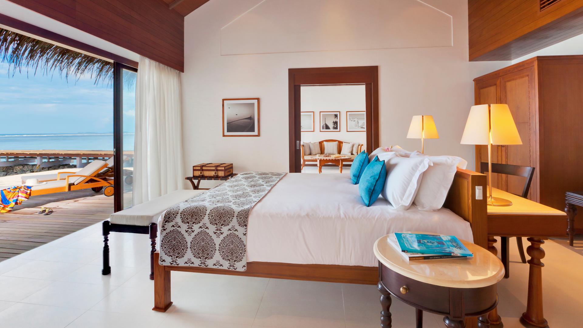 Rejser til Maldiverne, The Residence Maldives at Falhumaafushi, Sovev&aelig;relse med adgang til stue og terrasse