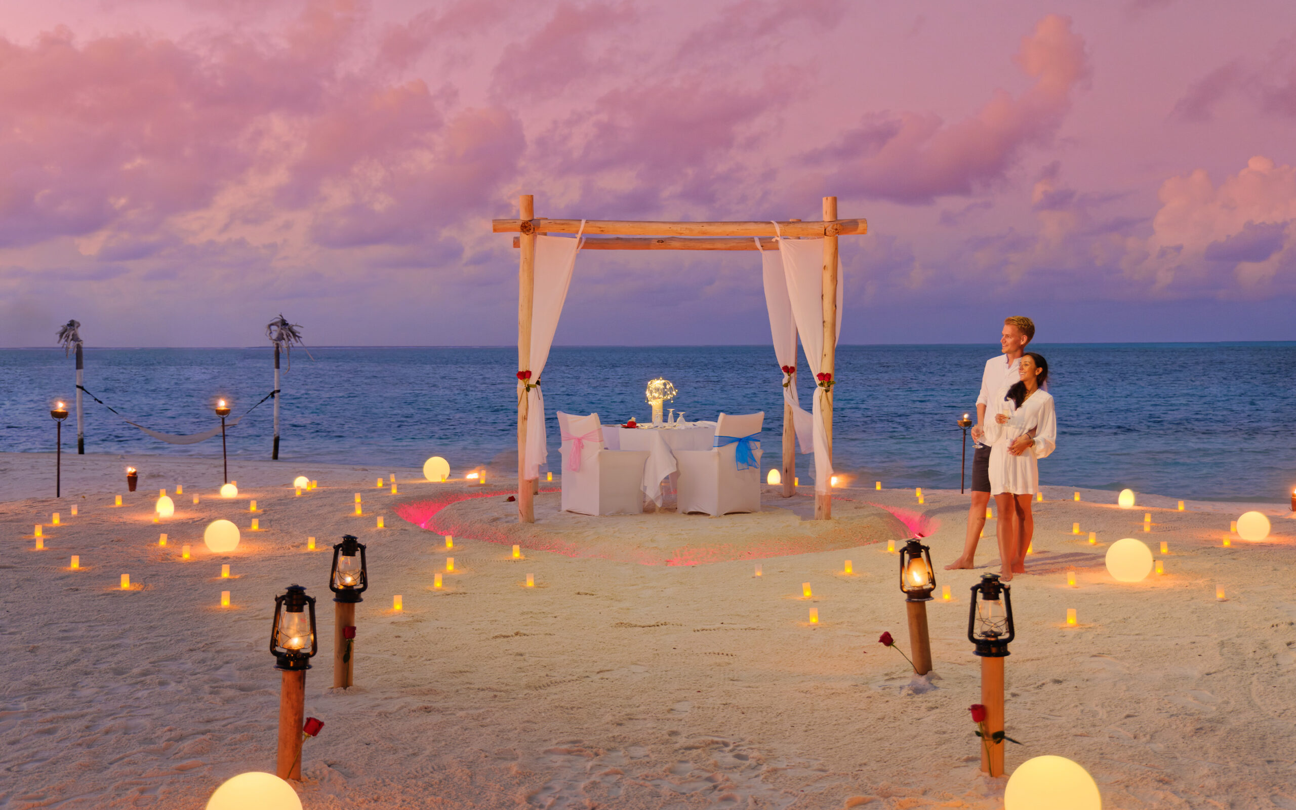 Maldiverne You And Me Maldives Romantisk Middag Paa Stranden
