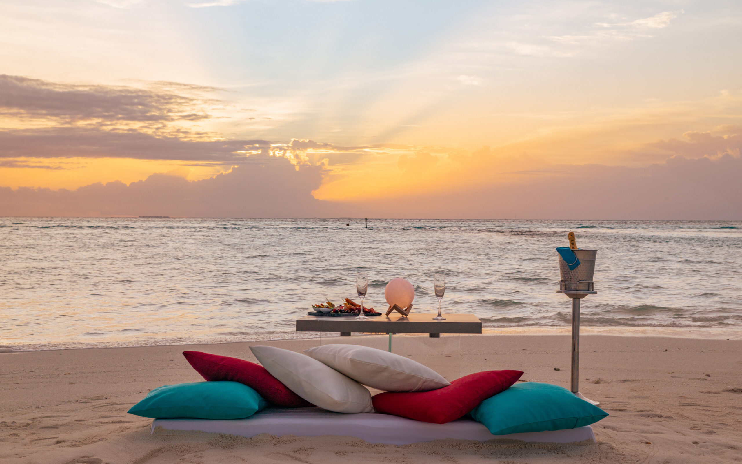 Maldiverne You And Me Maldives Solnedgang Med Champagne