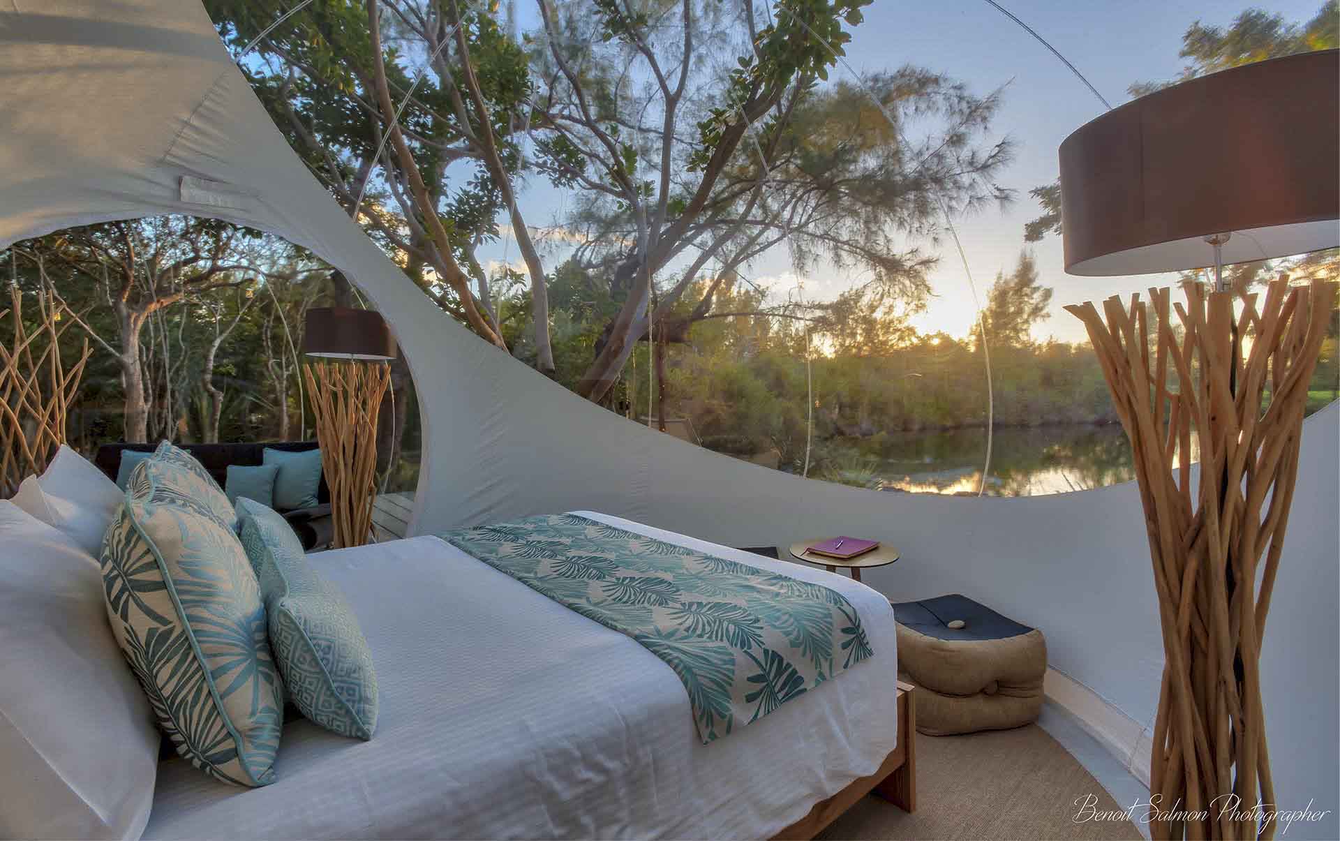 Rejser til Mauritius, Bubble Lodge Bois Ch&eacute;ri, Nyd solnedgangen fra din "boble"