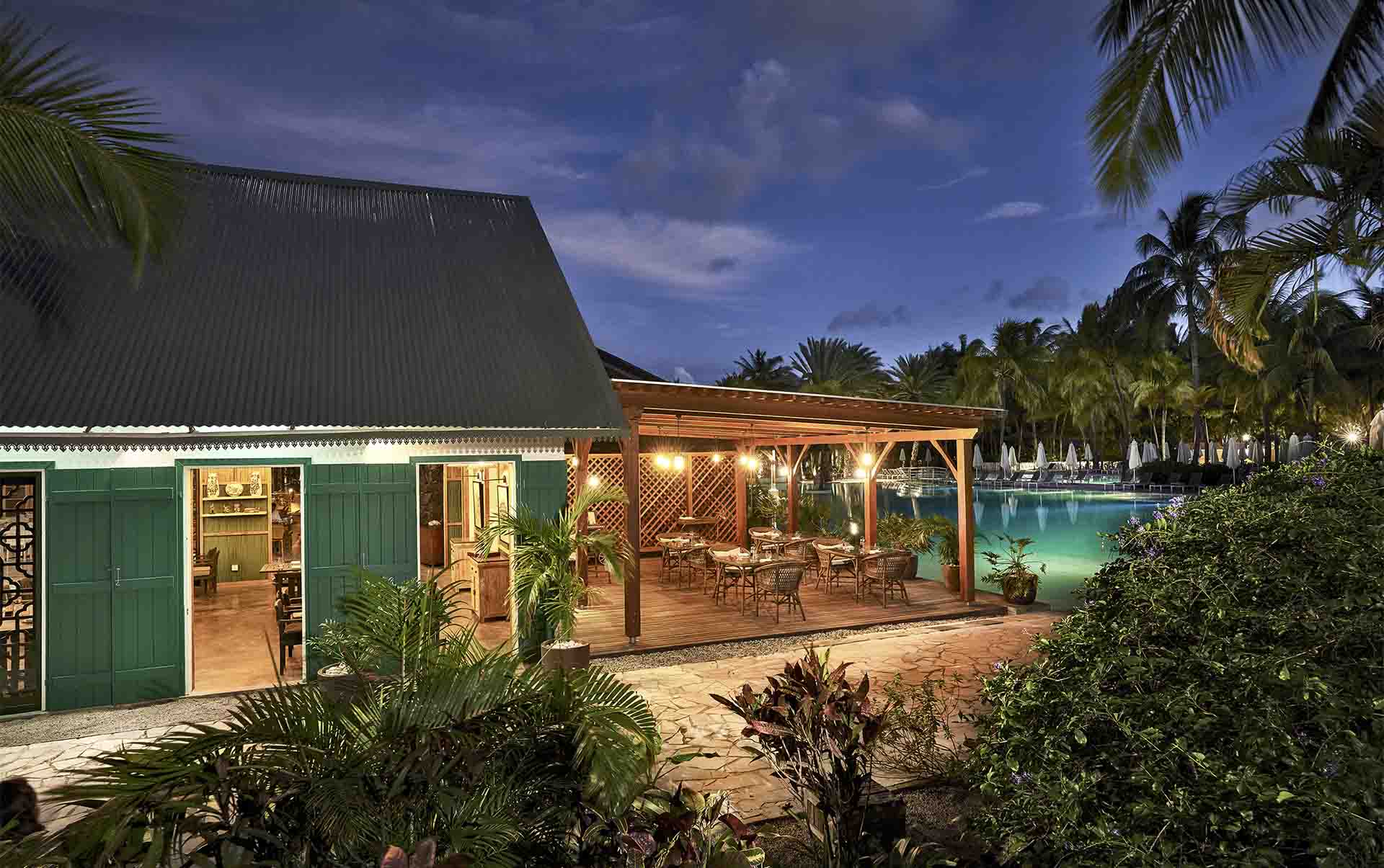 Rejser til Mauritius, The Ravenala Attitude, Aftenstemning i restaurant Madame Ming
