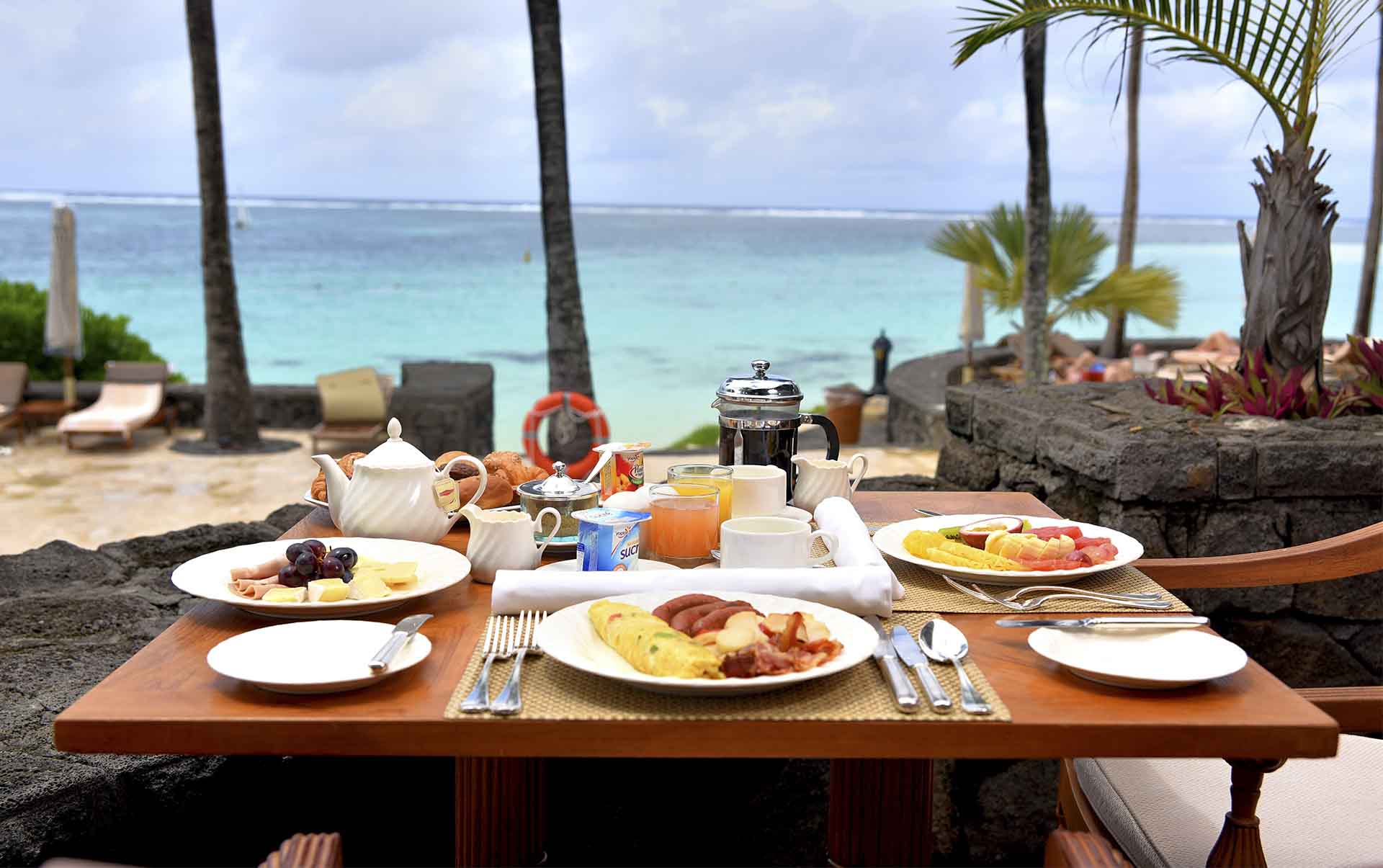Rejser til Mauritius, The Residence Mauritius, Morgenmad med havudsigt