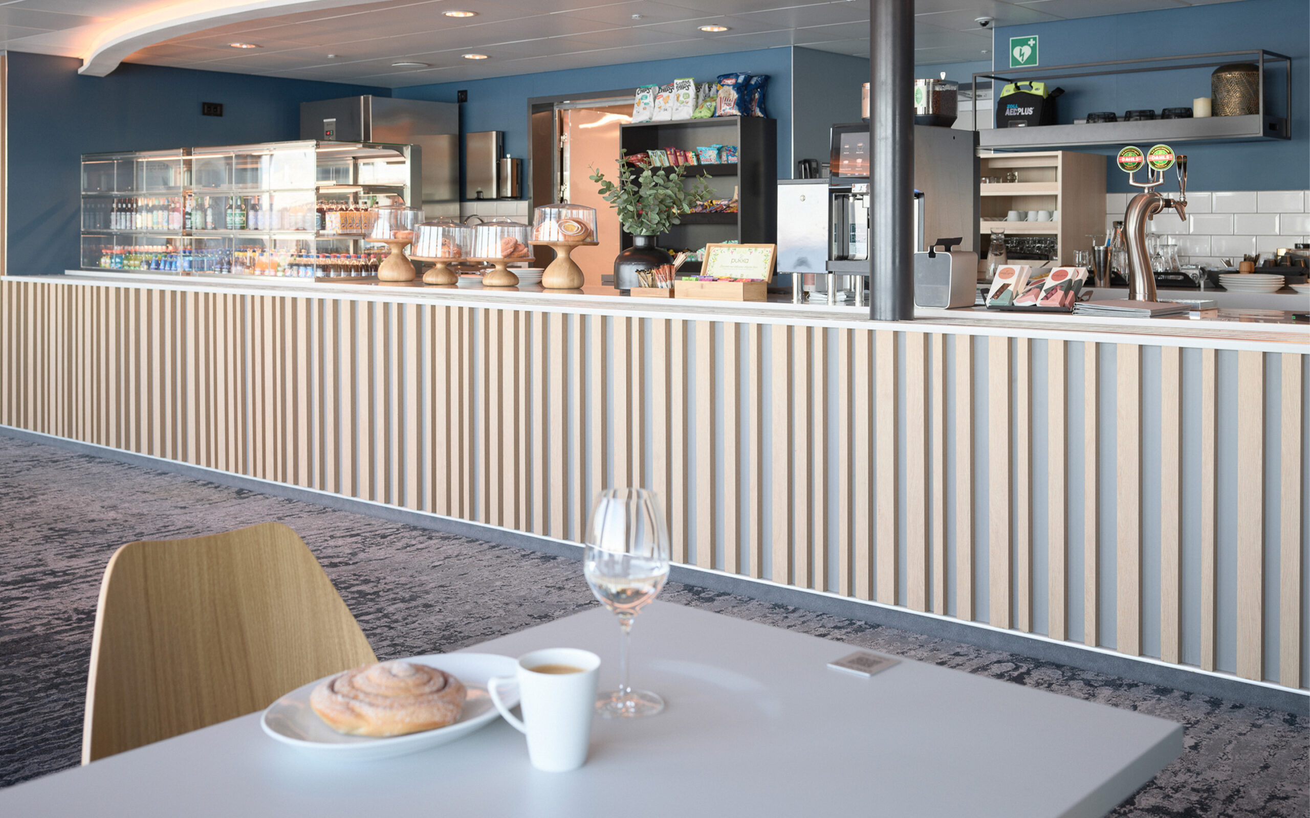 Norge Havila Kystruten Havly Cafe