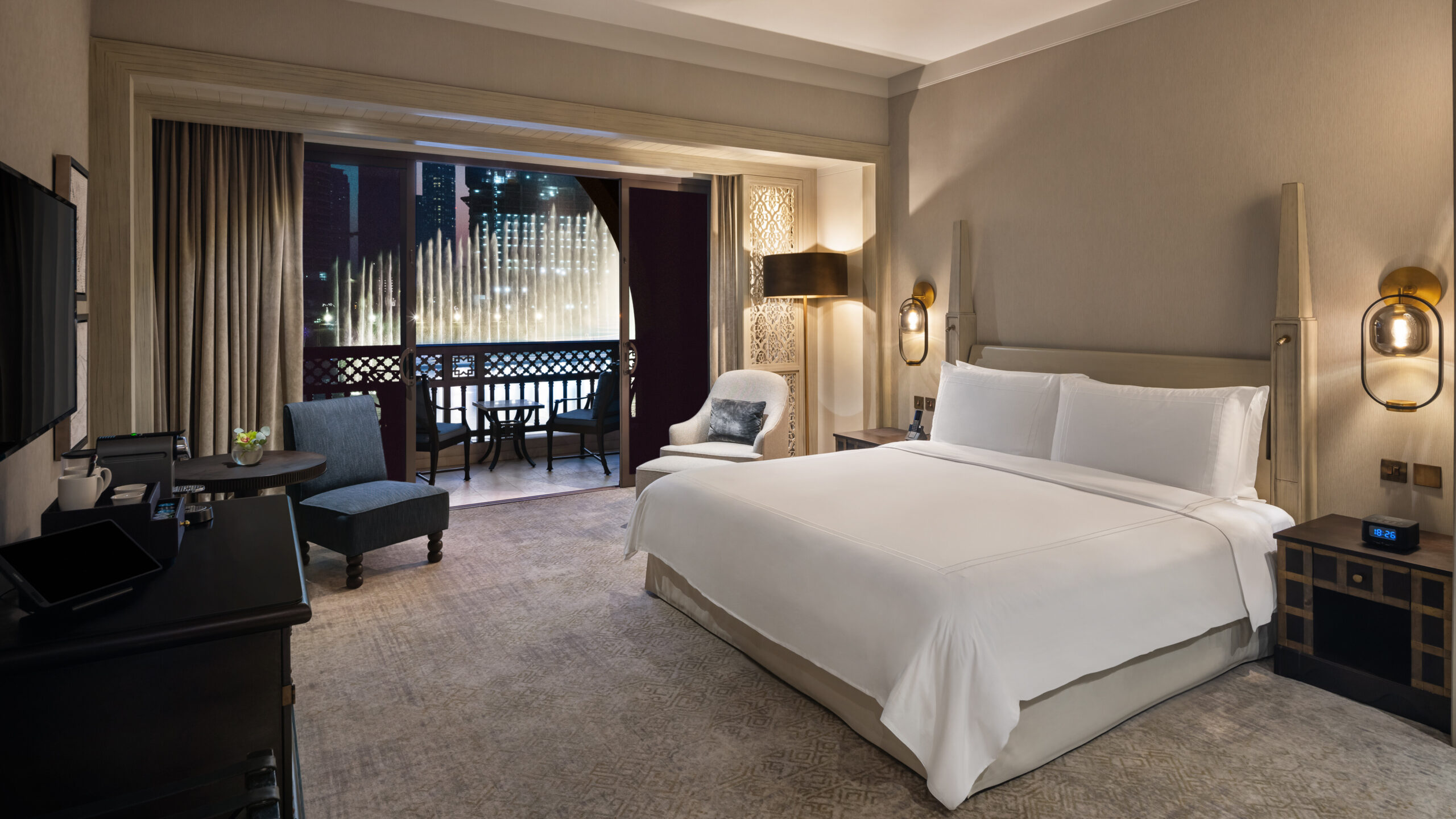 Dubai Palace Downtown Dubai Deluxe Room Fountain View King B