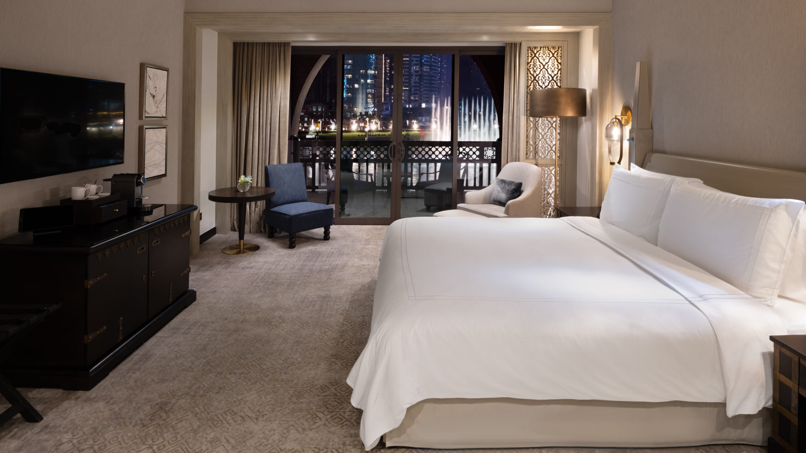 Dubai Palace Downtown Dubai Deluxe Room Fountain View King