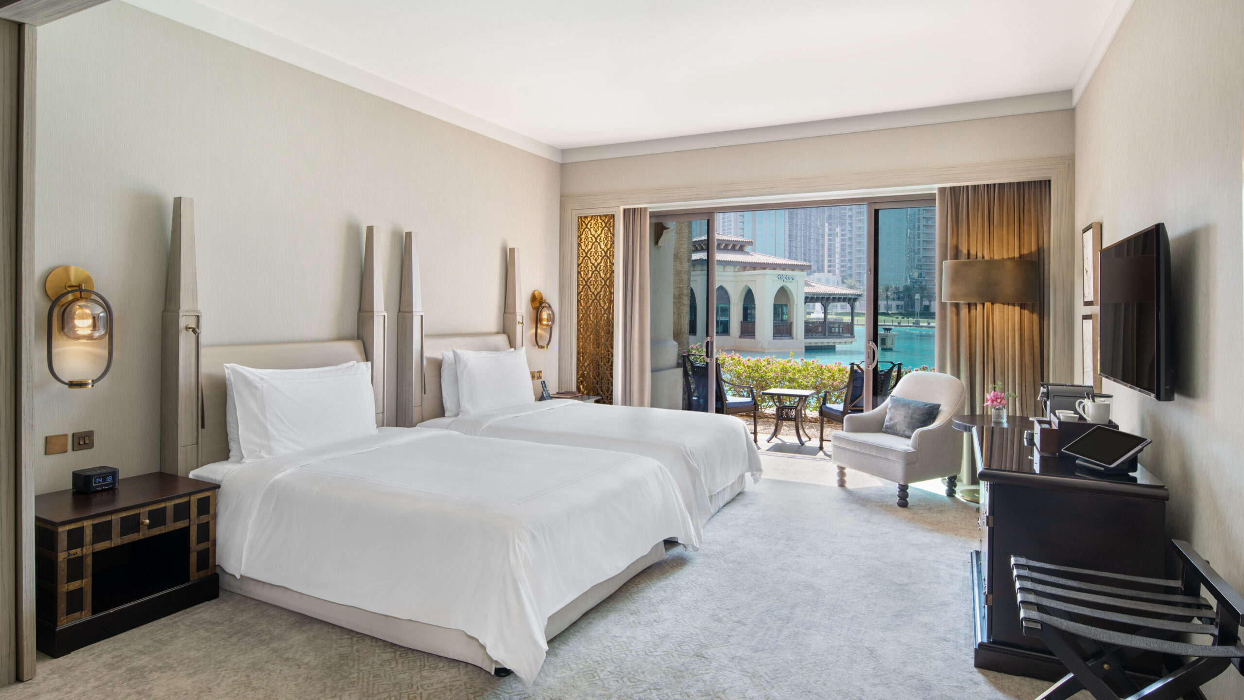Dubai Palace Downtown Dubai Deluxe Room Fountain View King