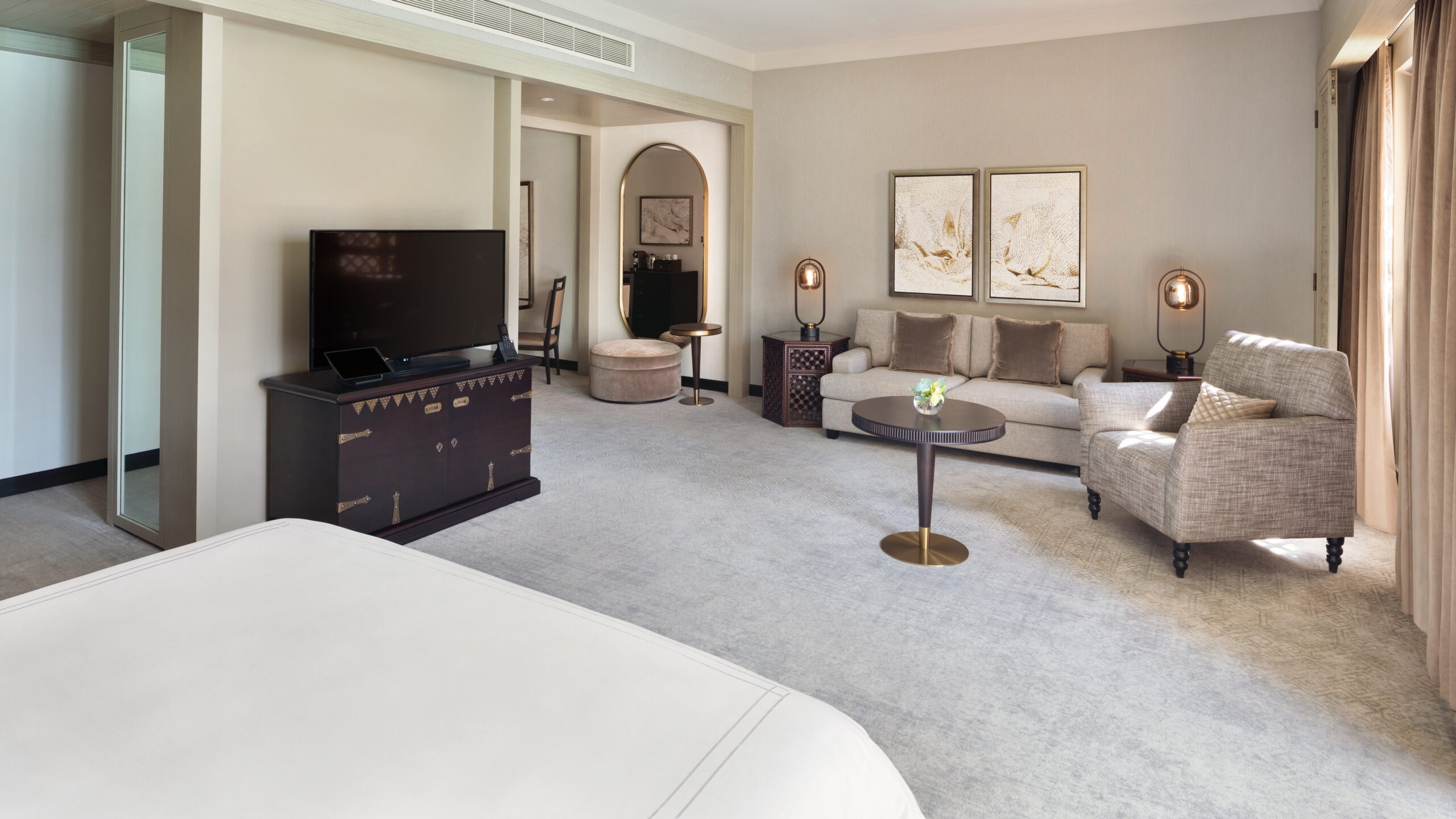 Dubai Palace Downtown Dubai Junior Suite