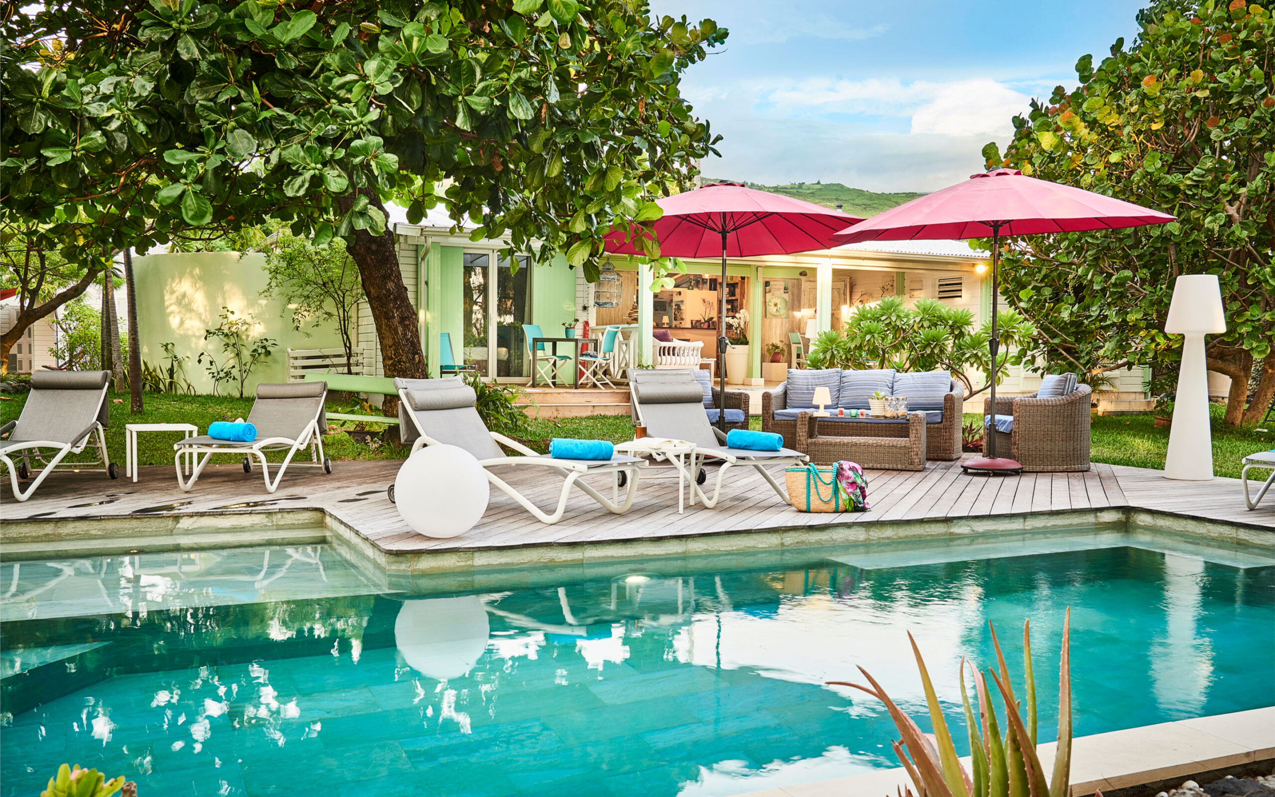Reunion Hotel Villa De La Plage Swimmingpool La Saline Les Bains