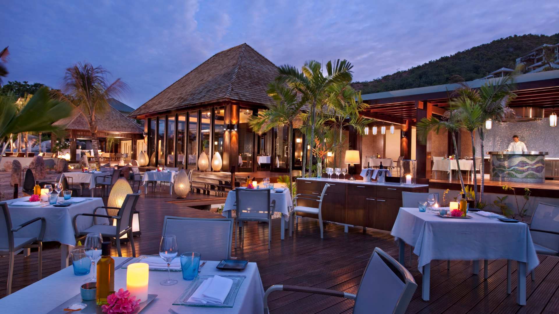 Middag under åben himmel på Raffles Seychelles
