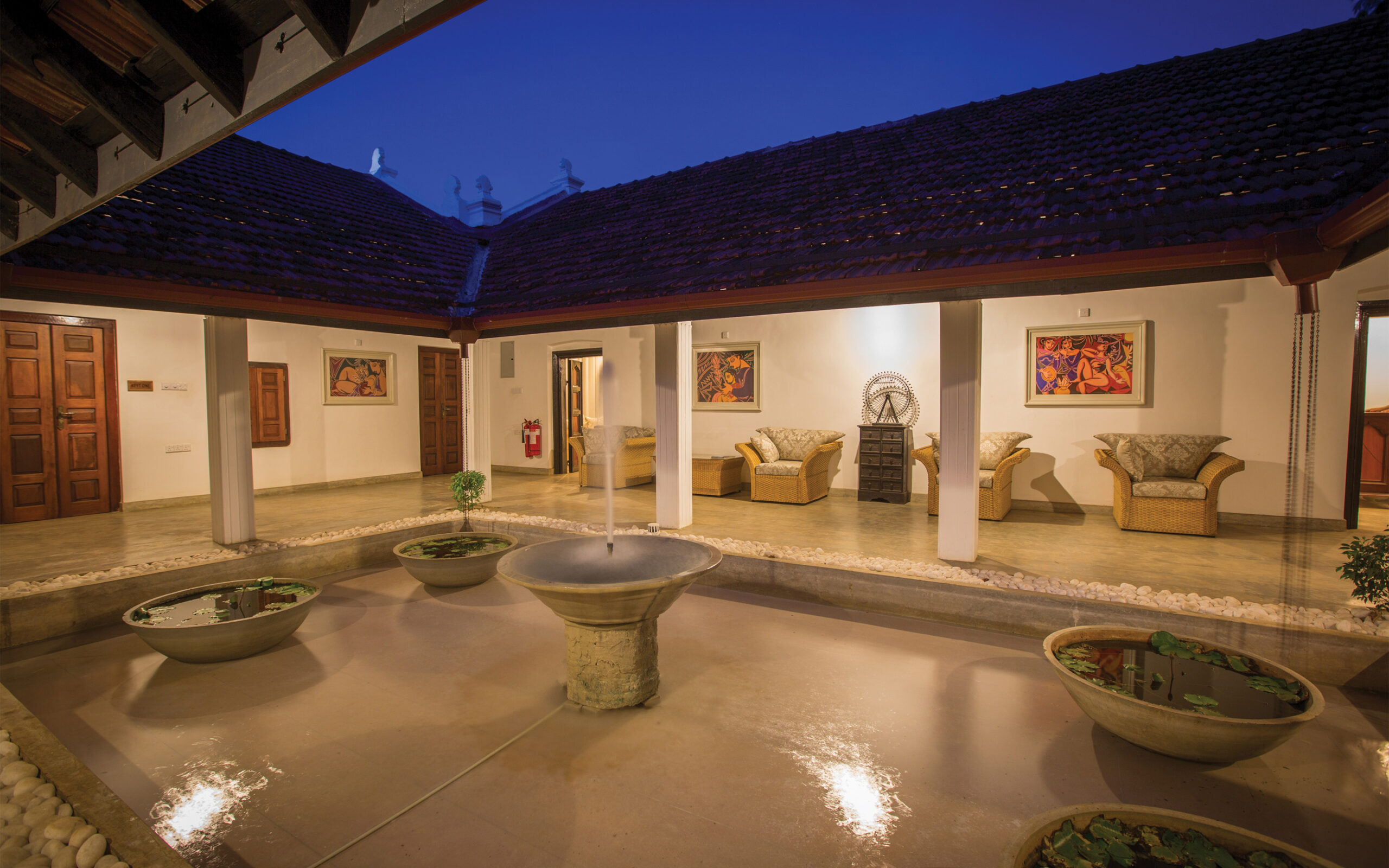 Sri Lanka Jaffna Fox Jaffna Lobby Vandbassin