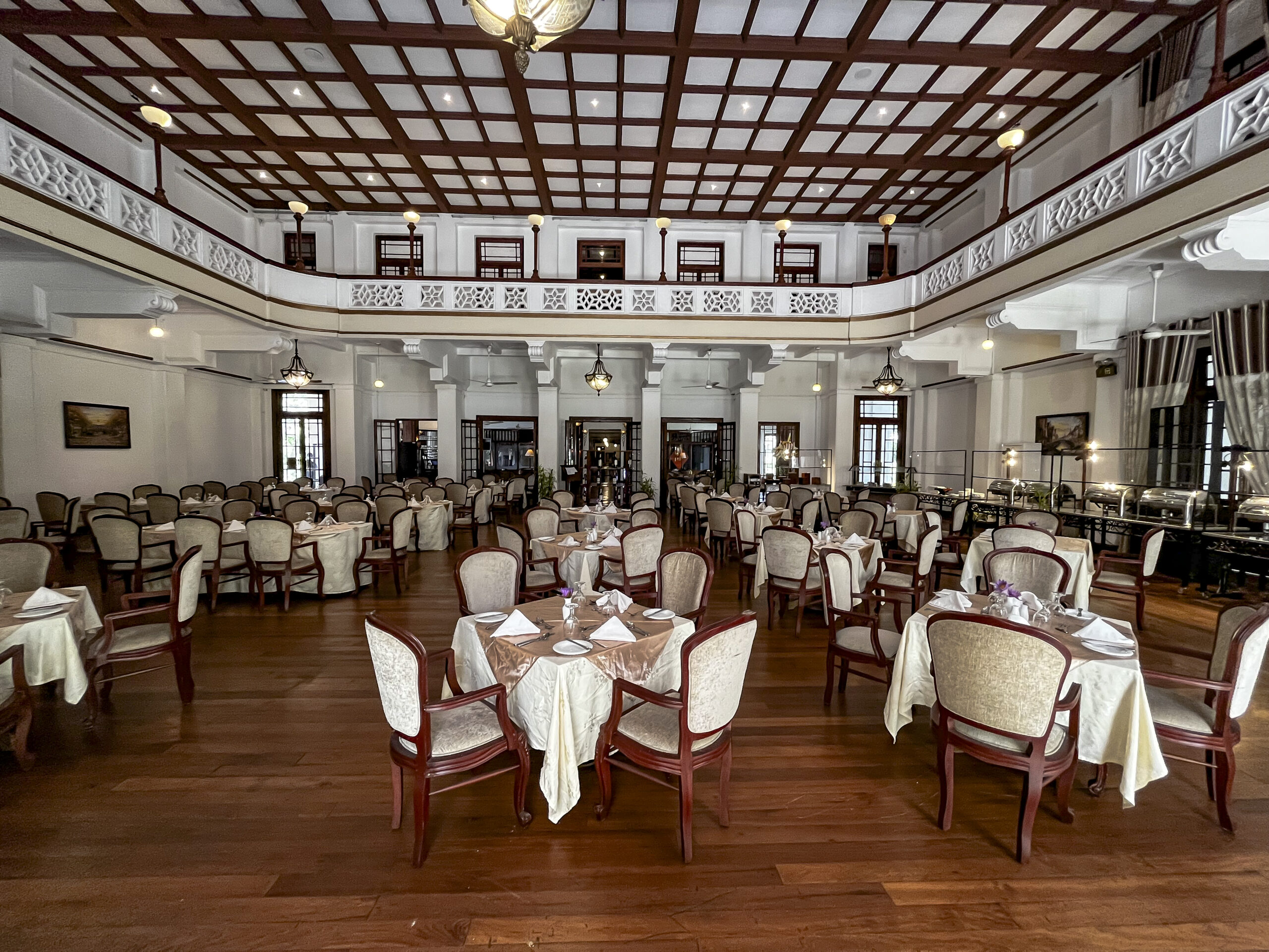 Sri Lanka Kandy Suisse Hotel Restaurant1