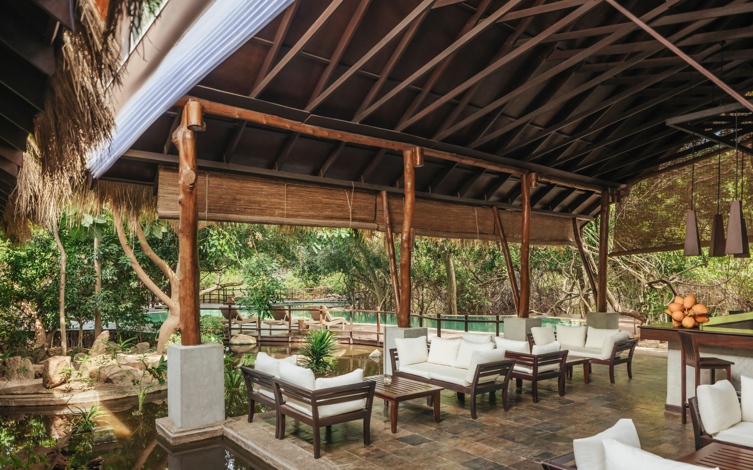 Sri Lanka Uga Jungle Beach Bar