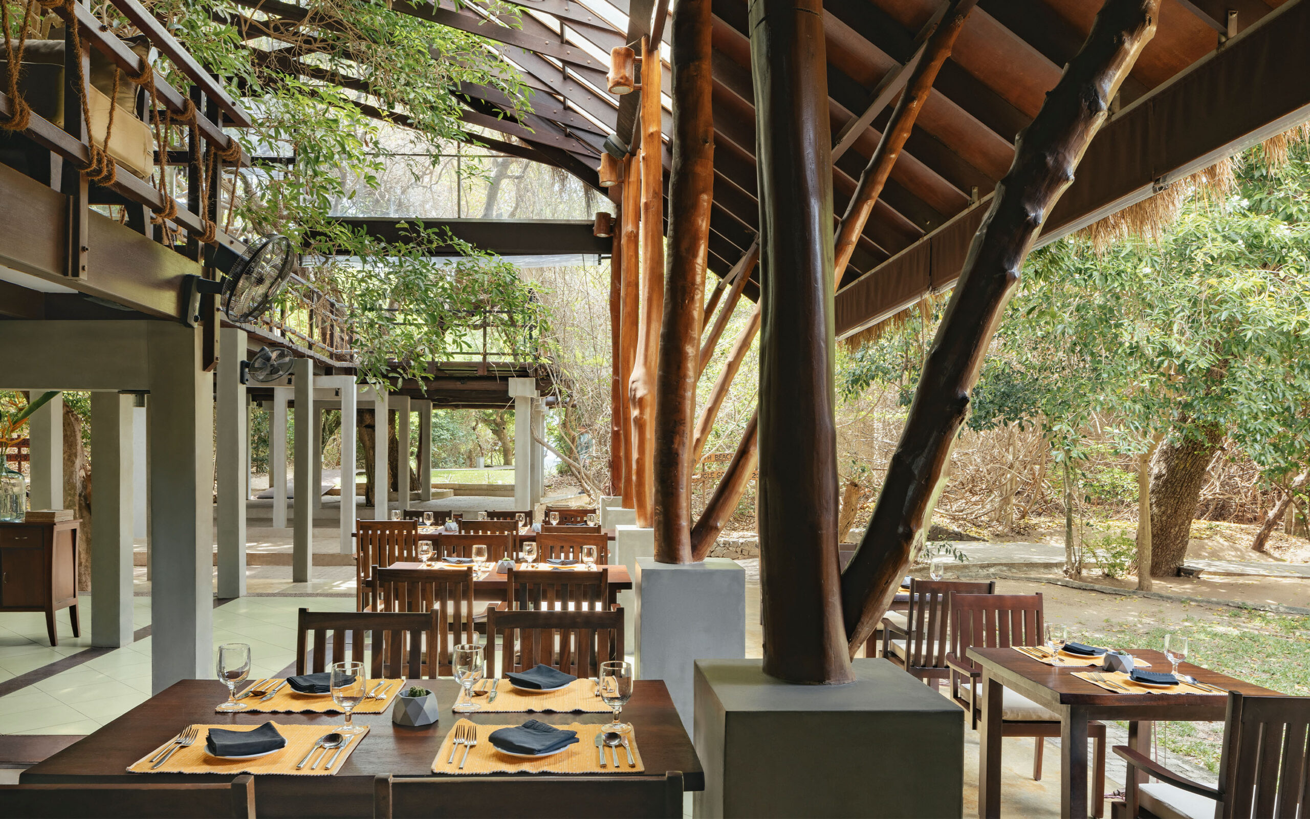 Sri Lanka Uga Jungle Beach Restaurant