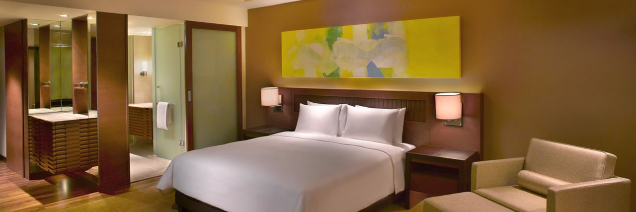 Malaysia-borneo-Hyatt-Regency-Kinabalu-Hotel-Standard-King-Room