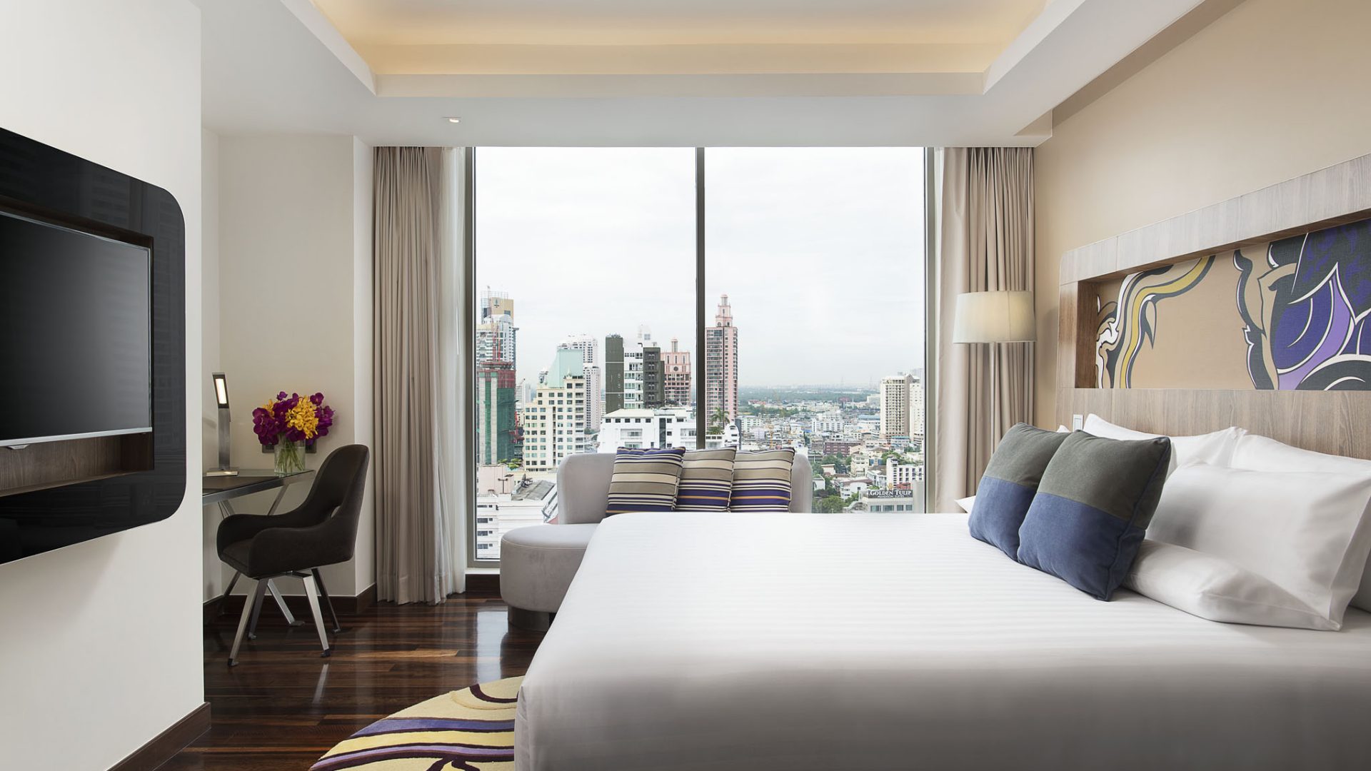 Thailand, Bangkok, Novotel Bangkok Sukhumvit 20, Double Room
