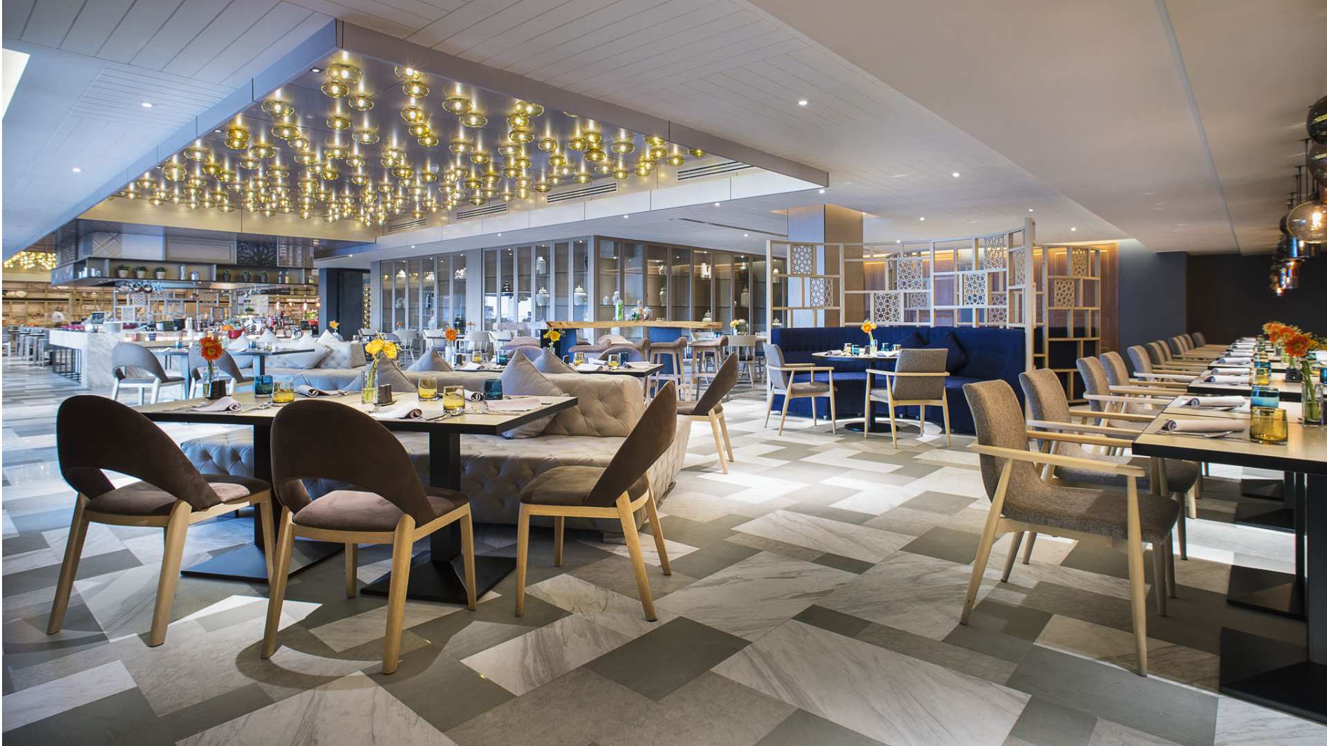 Thailand, Bangkok, Novotel Bangkok Sukhumvit 20, Restaurant