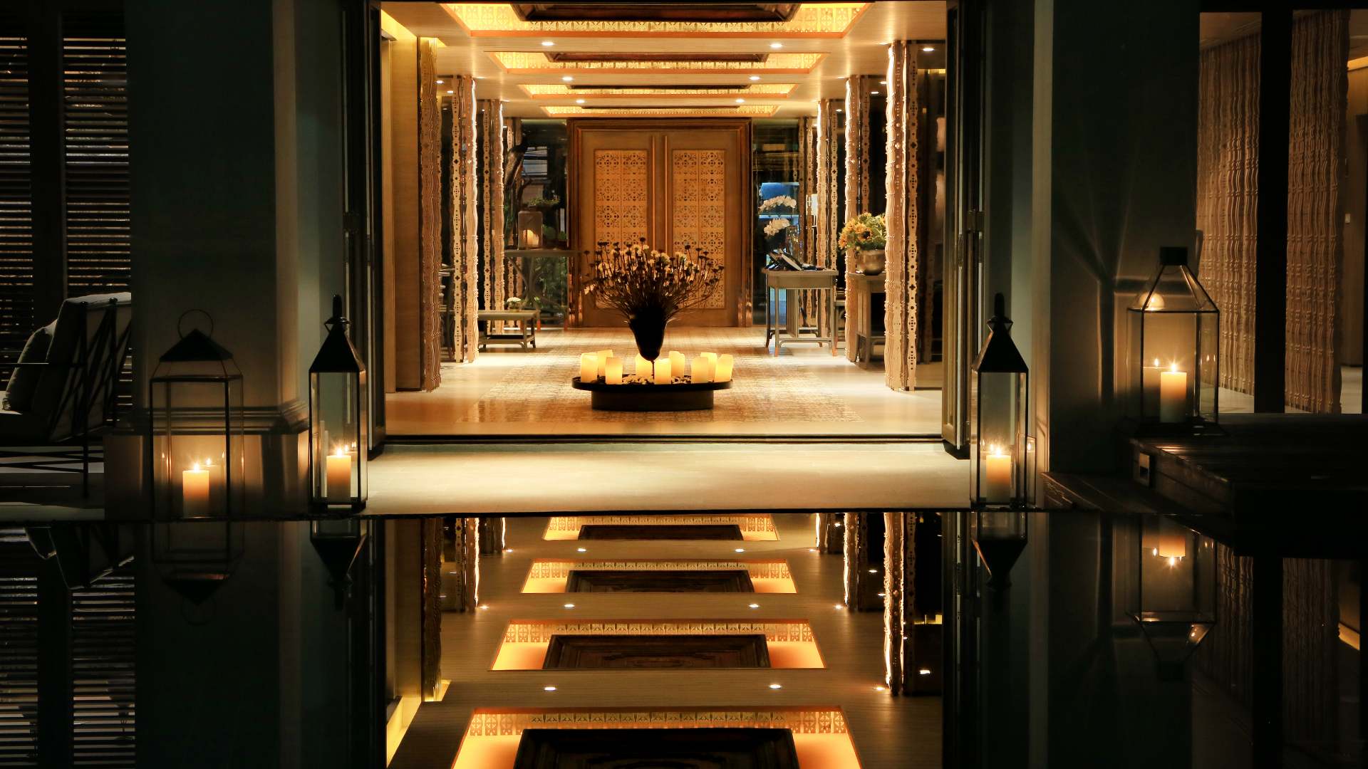 Thailand, Bangkok, Riva Surya, Lobby Night