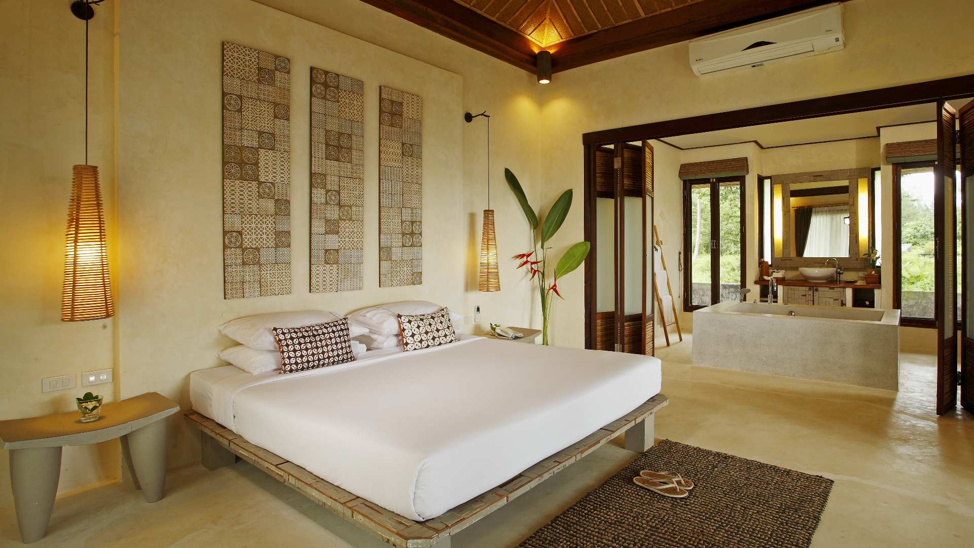 Thailand, Khao Lak, Bangsak Village, Alocasia Room