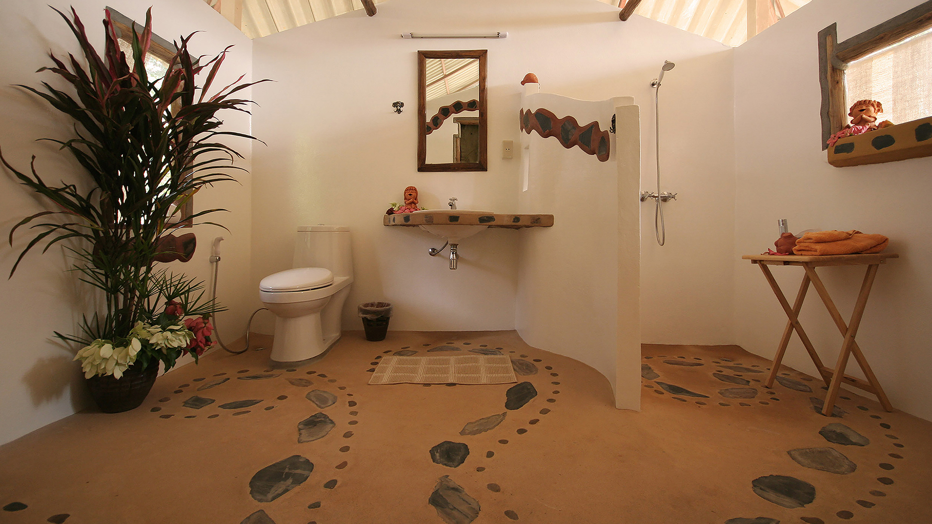 Thailand, Khao Sok, Elephant Hills, Luxury Tent Bathroom
