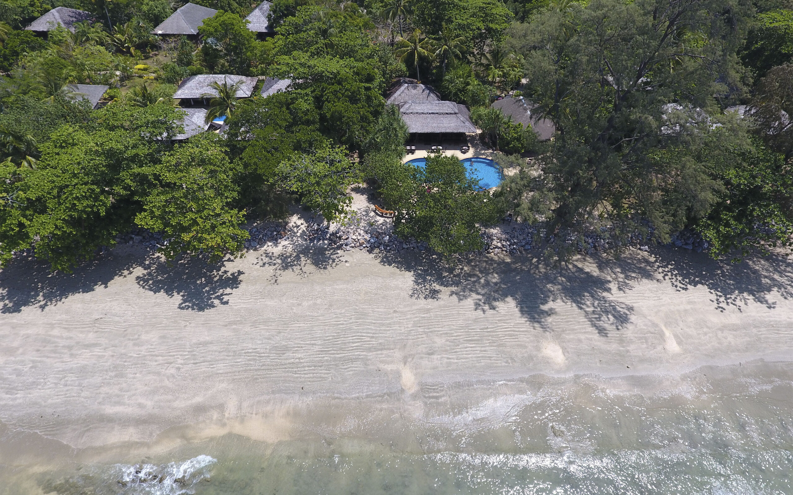 Koh Jum Beach Villas Strand Og Pool
