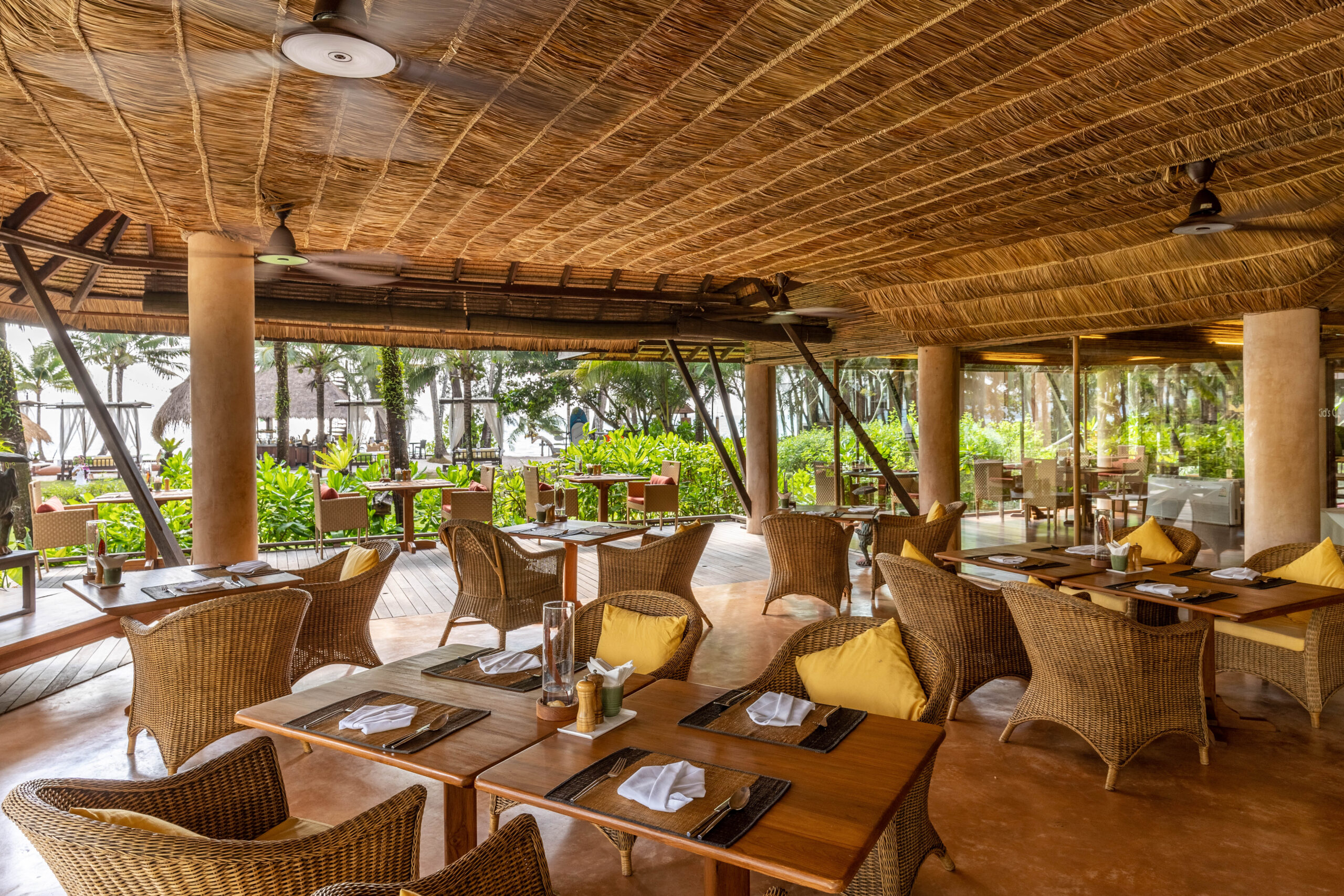 Thailand, Koh Kood, High Season Pool Villa & Spa, Beach Restaurant