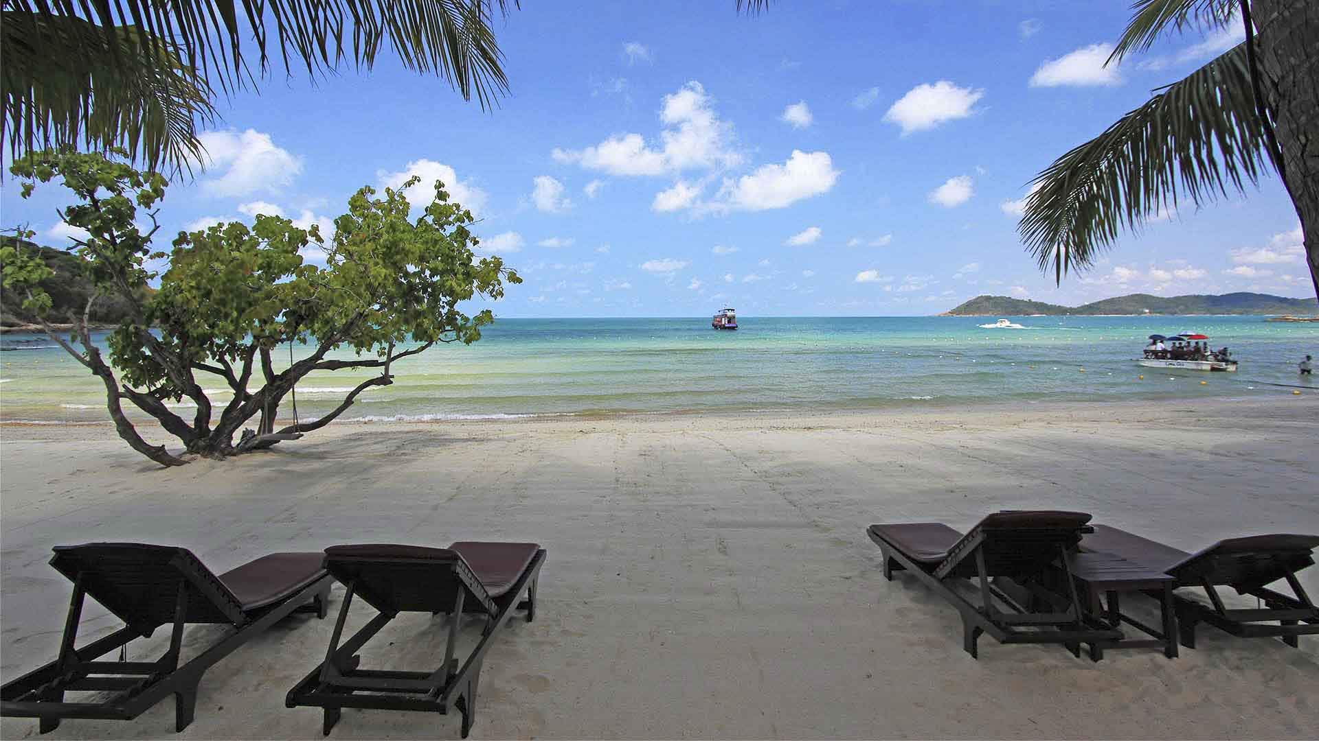 Thailand, Koh Samet, le Vimarn Resort & Spa, Beach Sunbeds