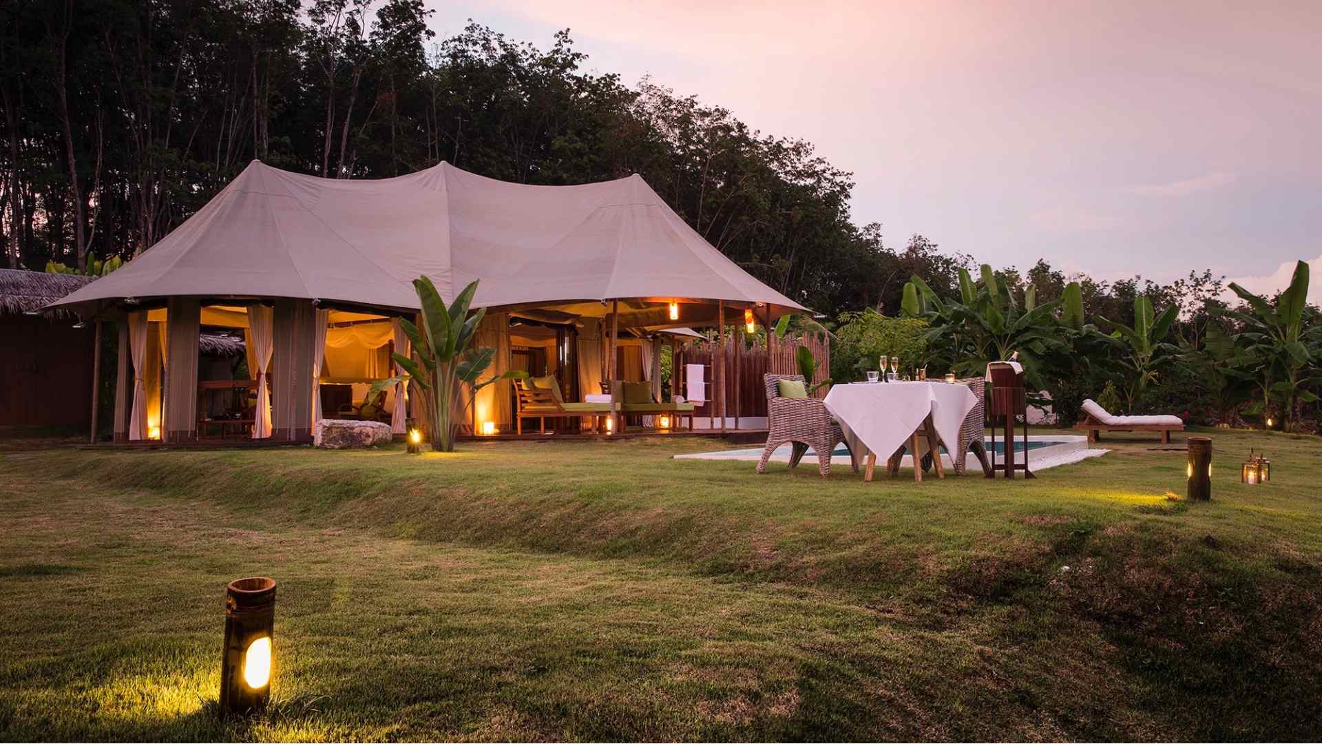 Thailand, Koh Yao Noi, 9 Hornbills Tented Camp, Aften Middag