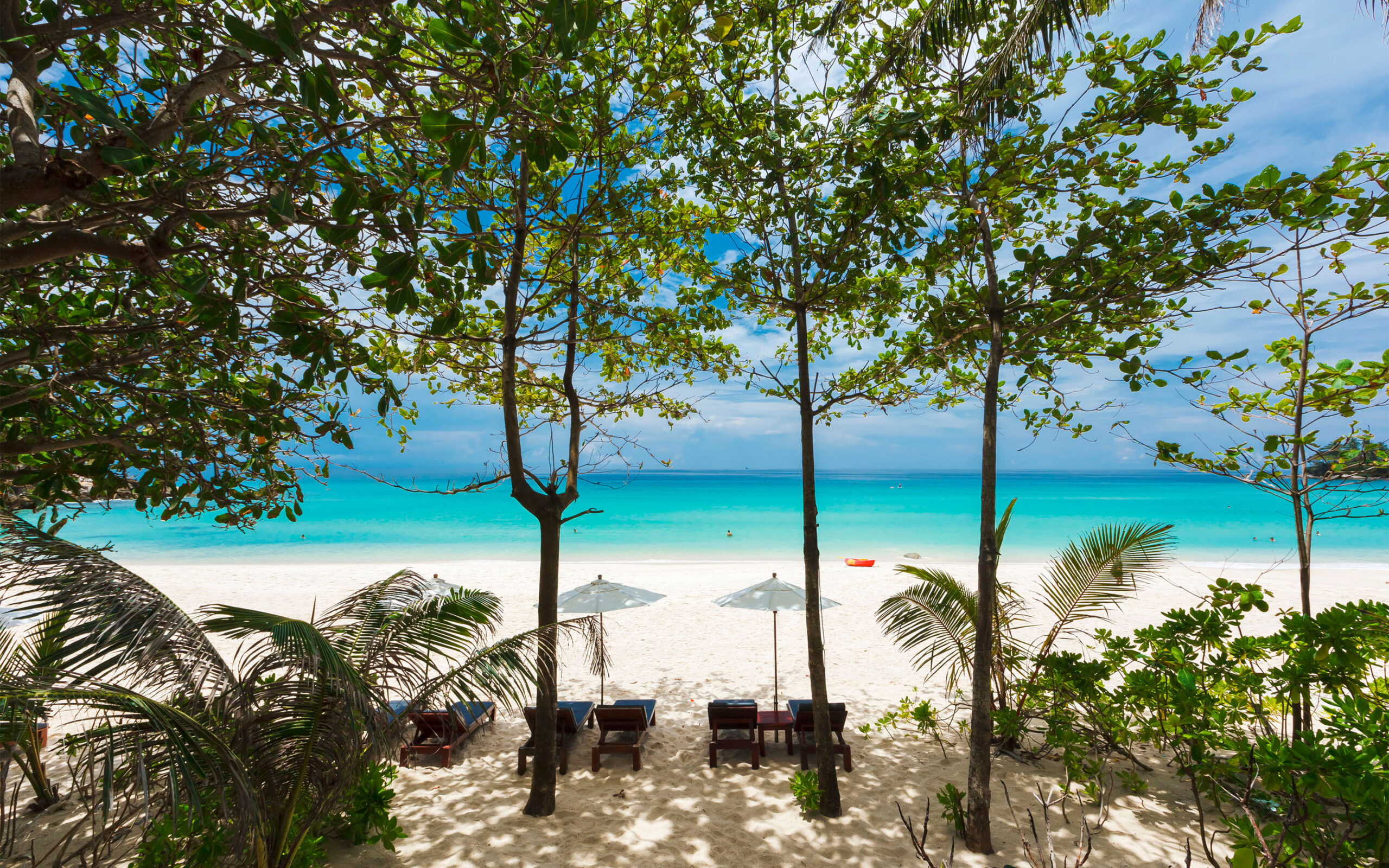 Thailand Phuket The Surin Solsenge På Stranden