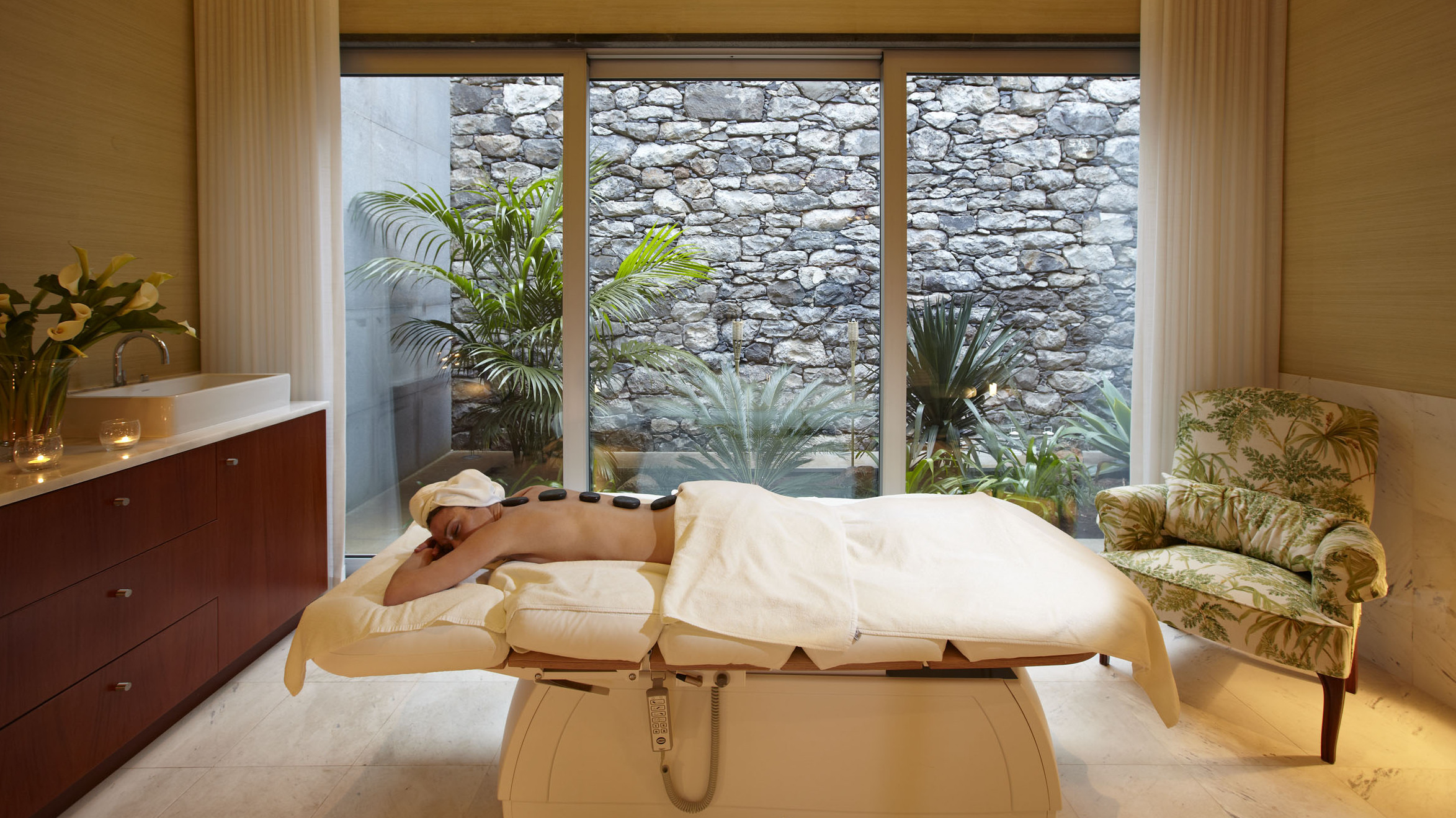 Portugal Madeira Casa Velha Do Palheiro Massage