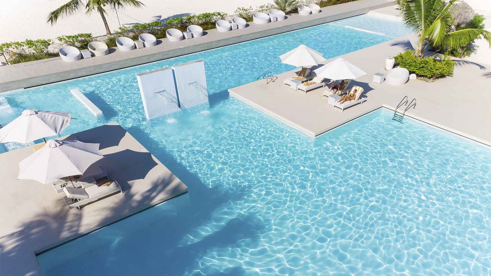 Det indbydende poolområde