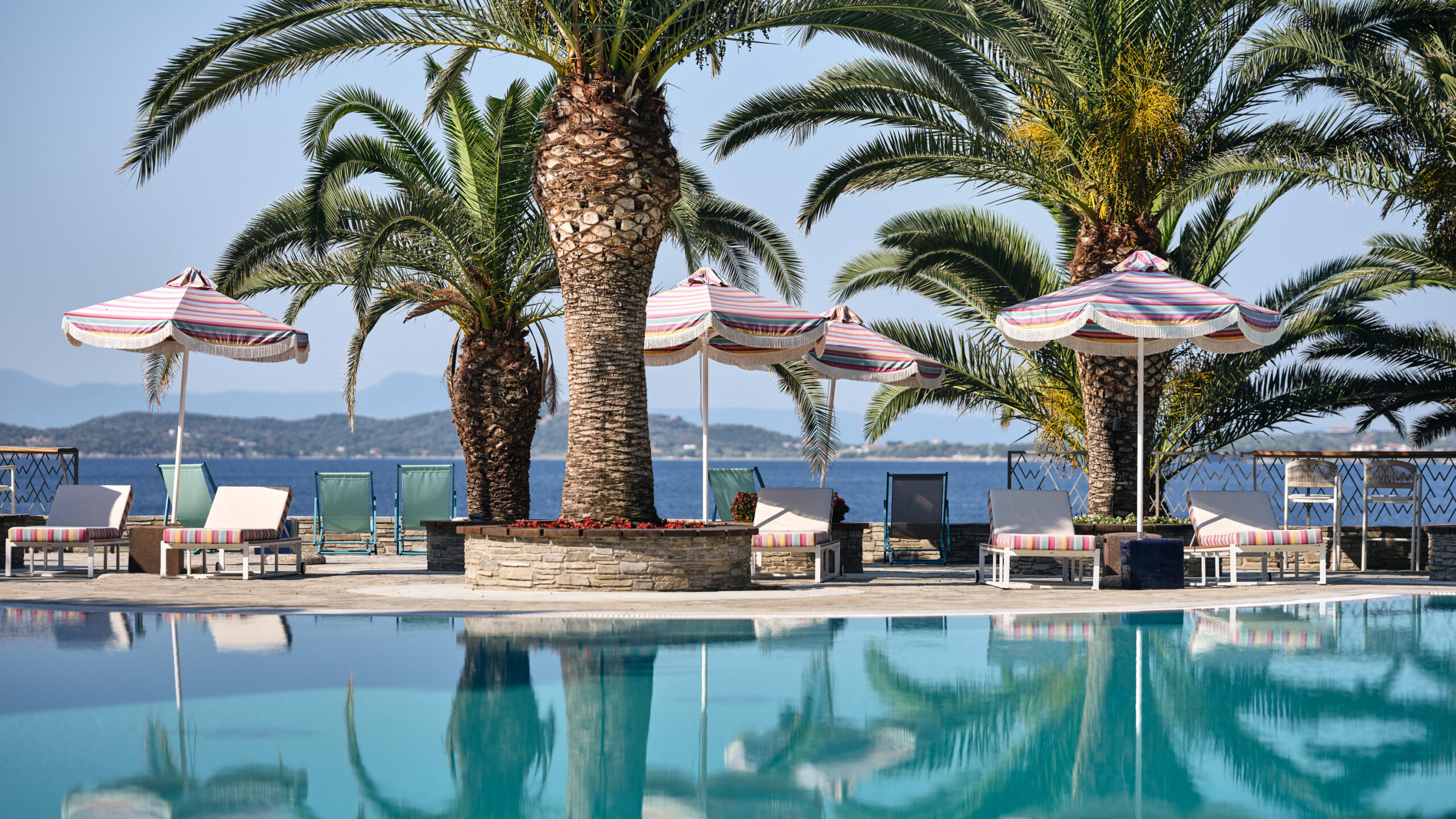 graekenland halkidiki eagels outdoor pool scaled palads