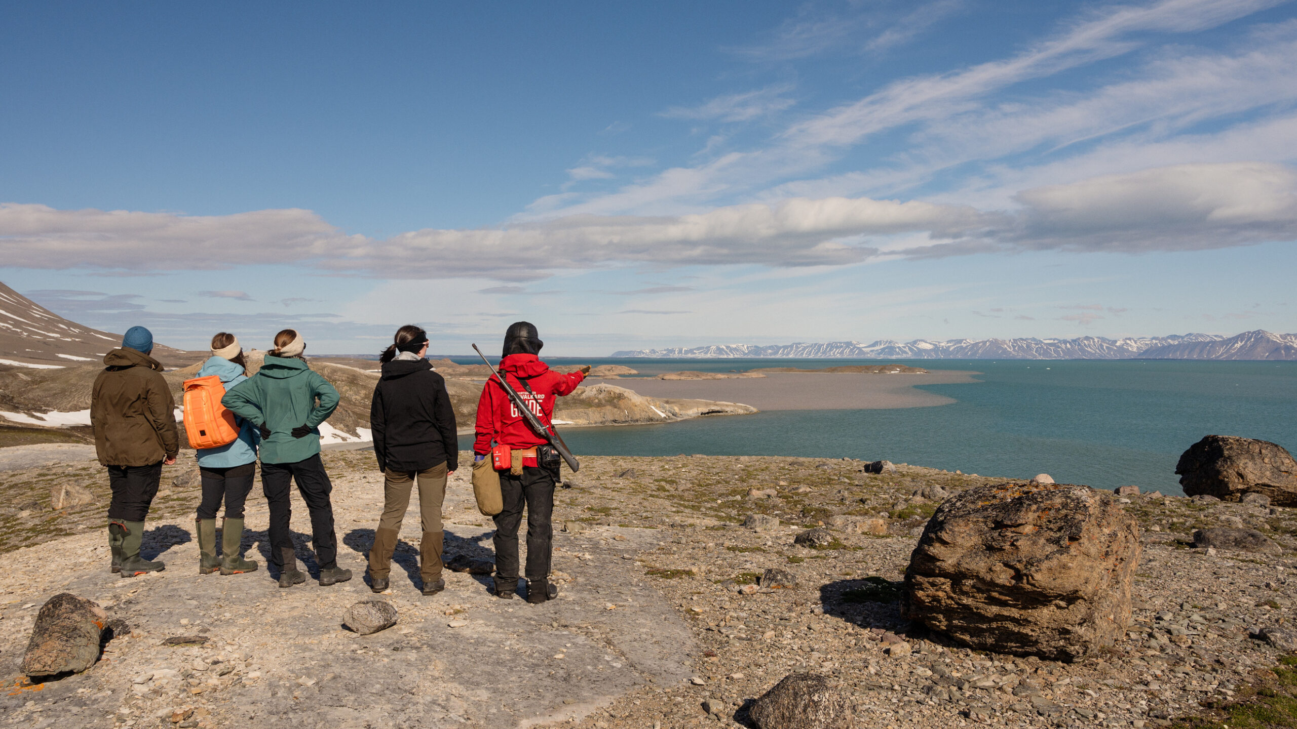 Norge svalbard mini nordstjernen tour guide photo schib scaled sejltur