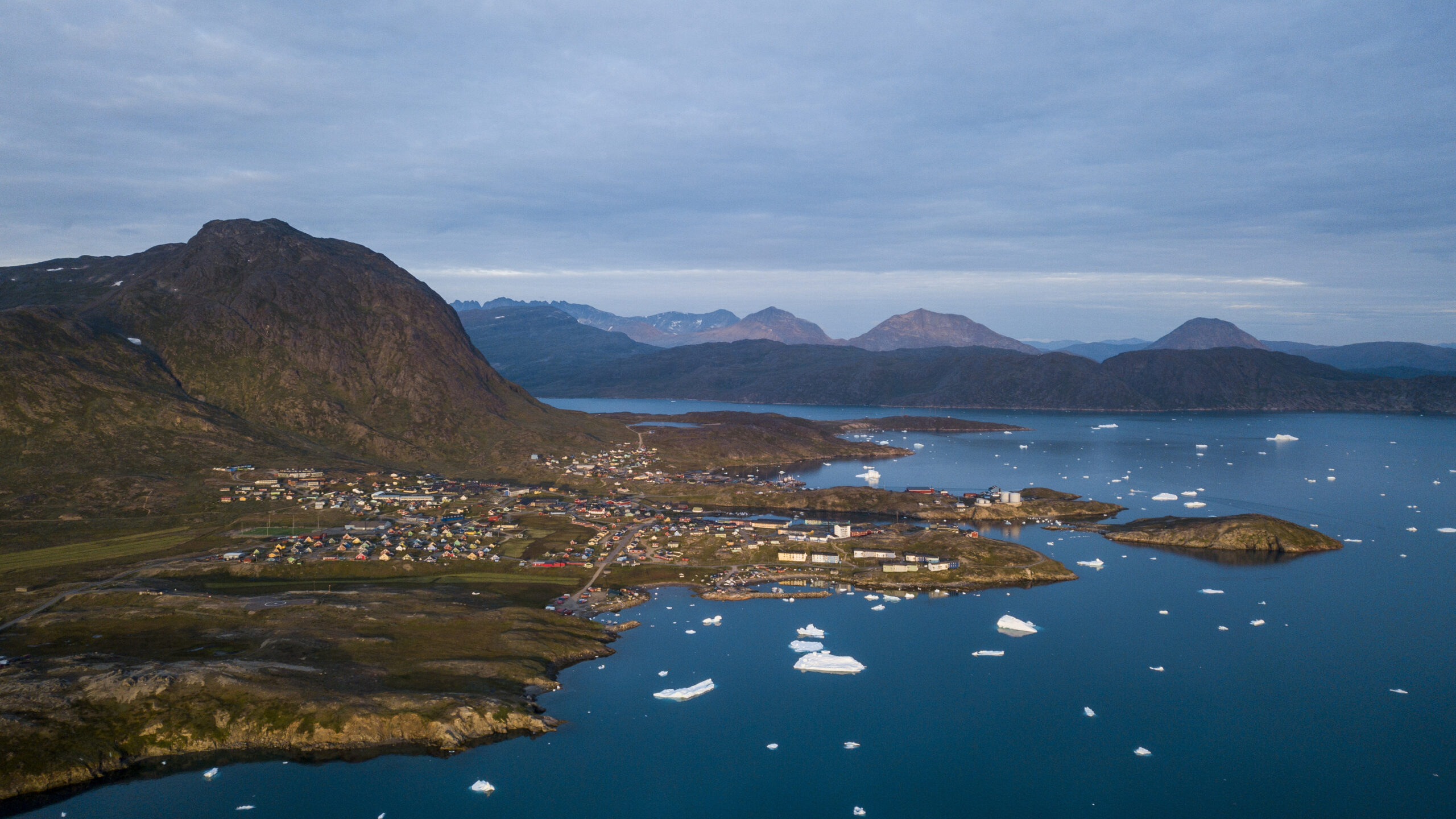 Gr&oslash;nland narsaq foto aningaaq carlsen greenland1 scaled