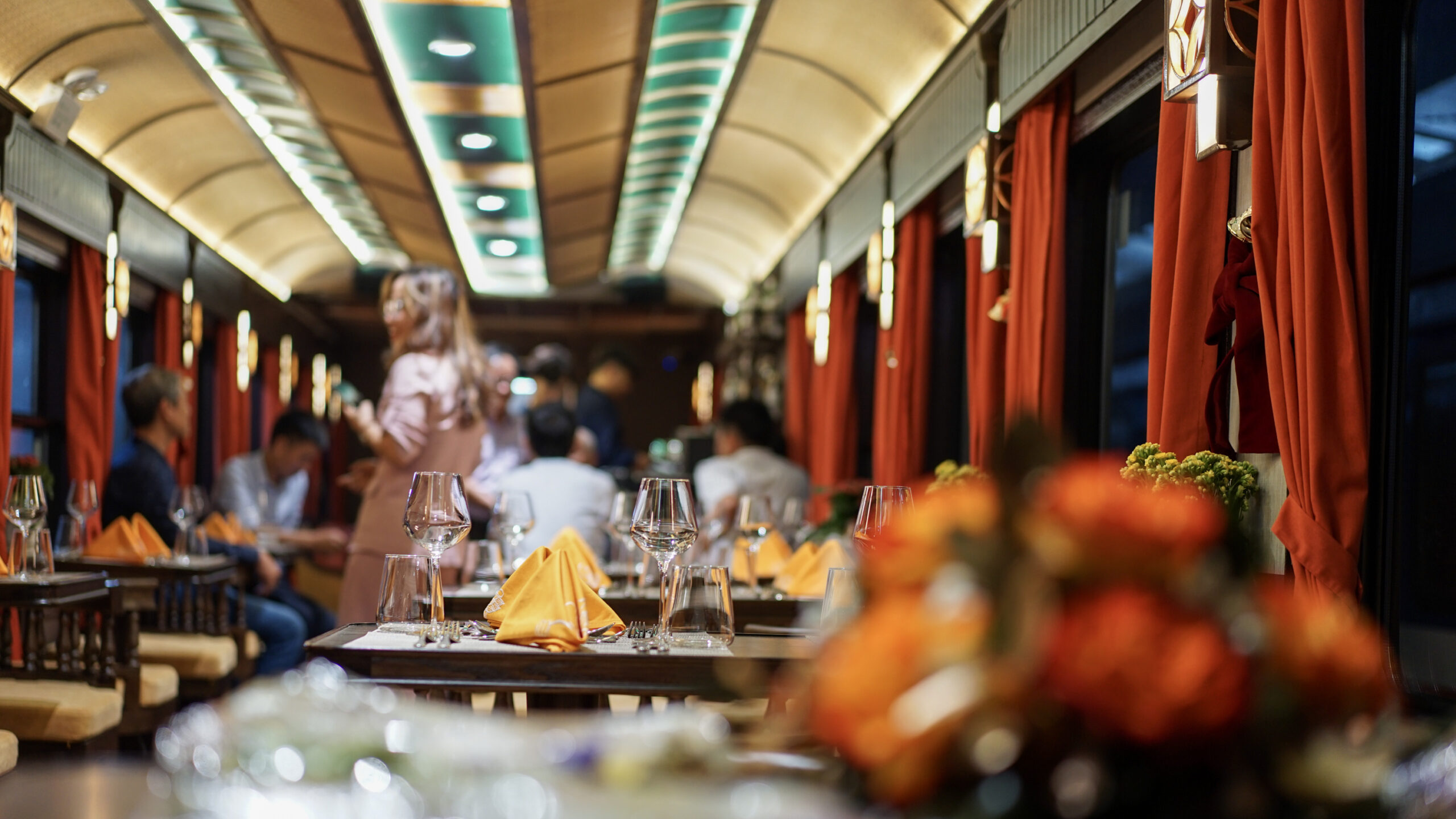 Vietnam sjourney luxury train dining wagon scaled aften