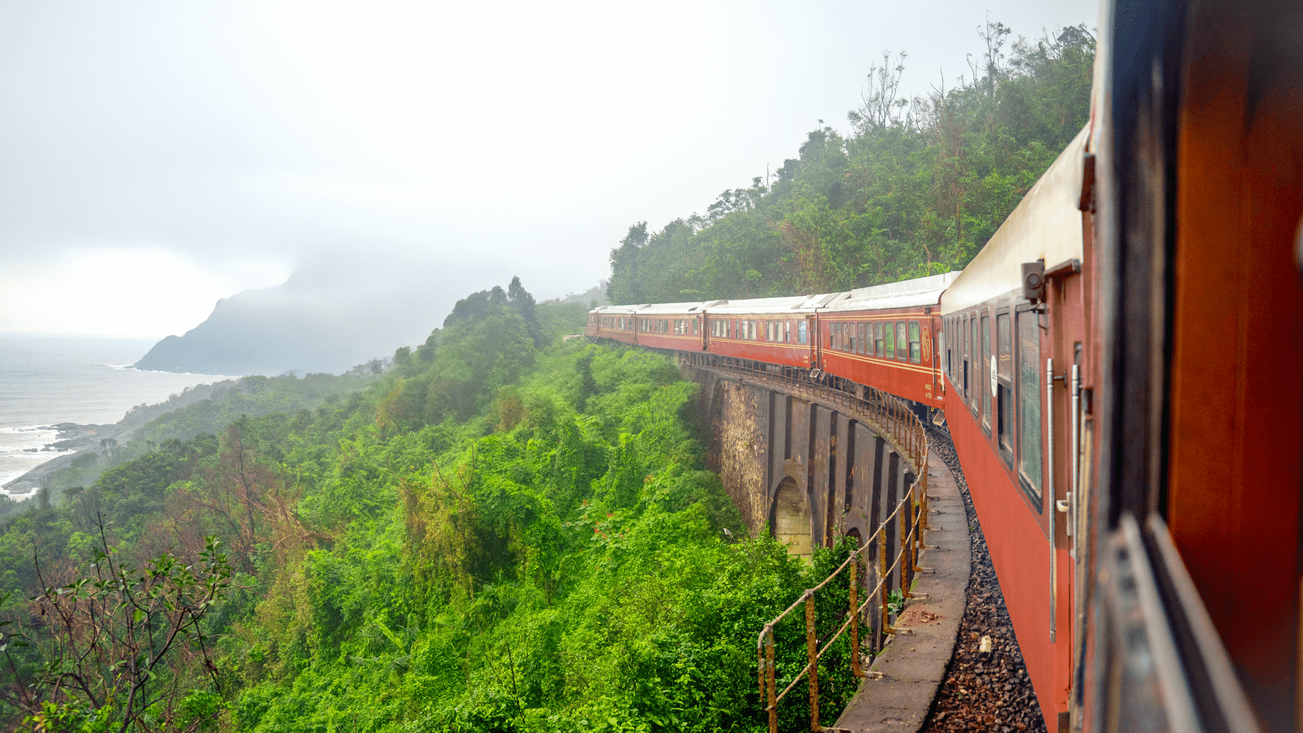 Vietnam sjourney luxury train view scaled